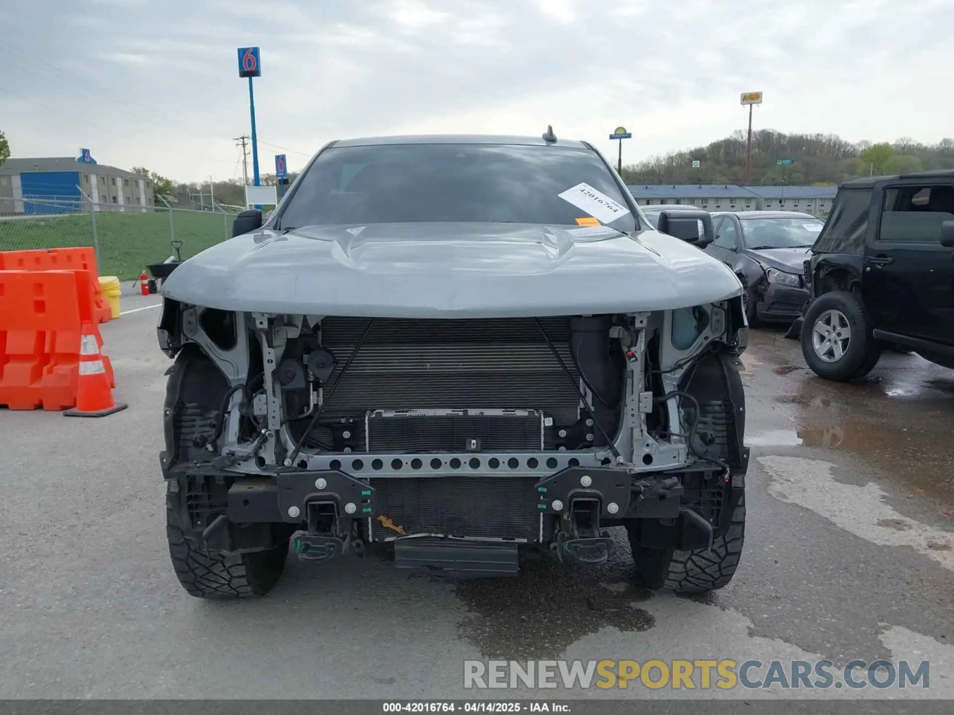13 Photograph of a damaged car 1GCUDEE80RZ255354 CHEVROLET SILVERADO 1500 2024