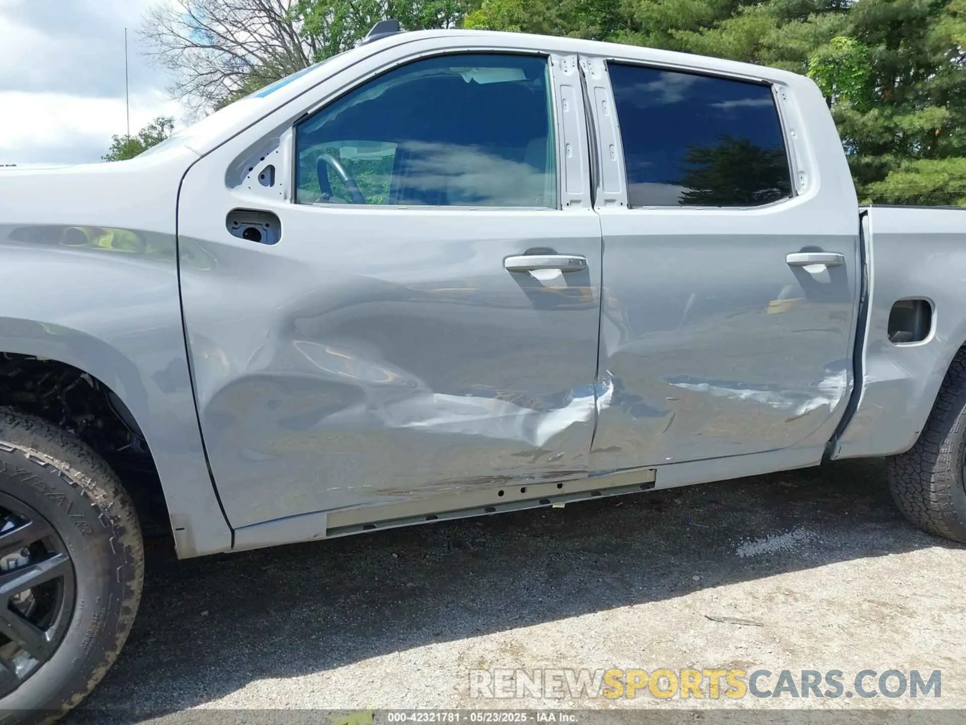 6 Photograph of a damaged car 1GCUDEE87RZ193564 CHEVROLET SILVERADO 1500 2024