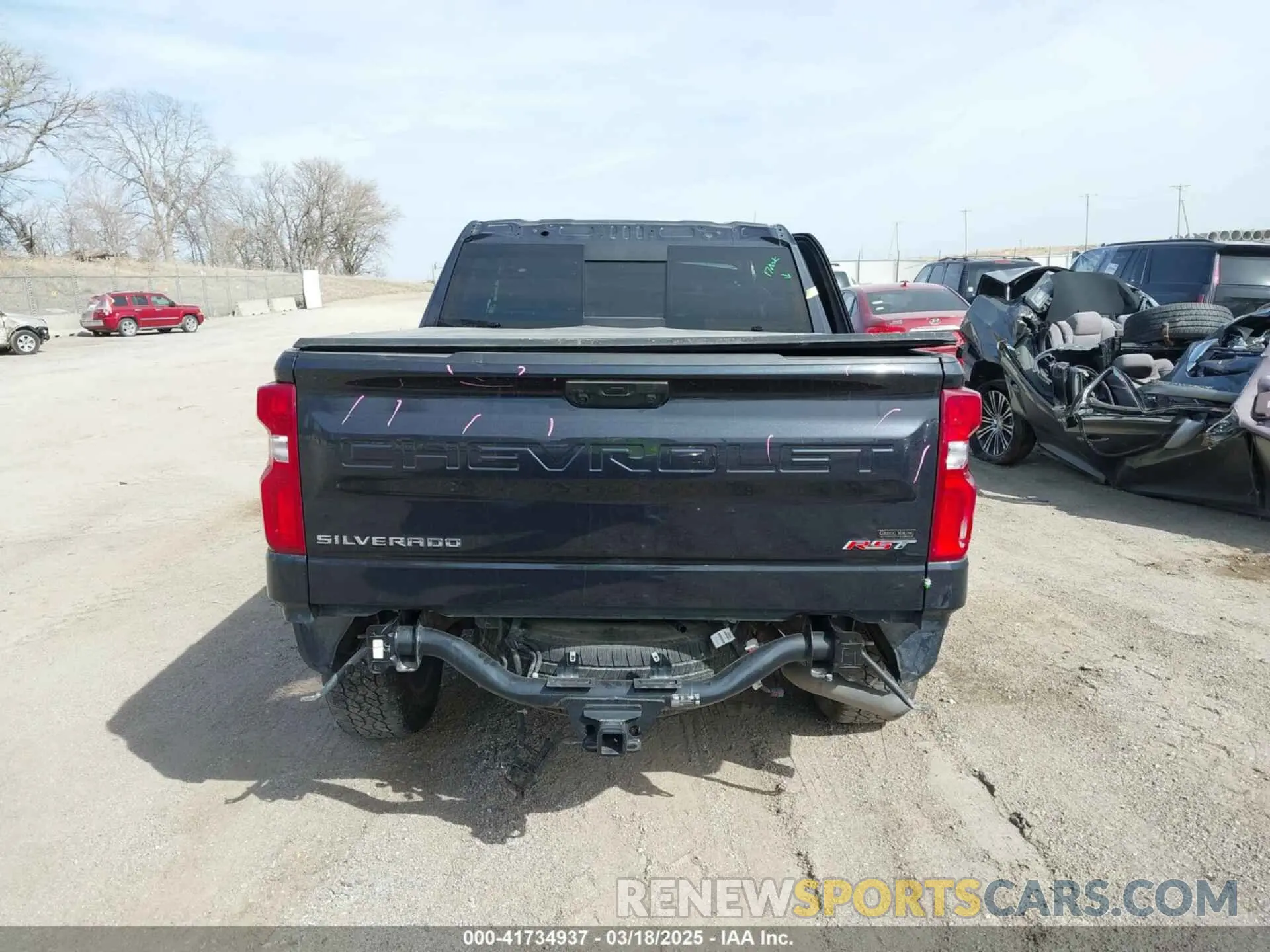 16 Photograph of a damaged car 1GCUDEED2RZ103749 CHEVROLET SILVERADO 1500 2024