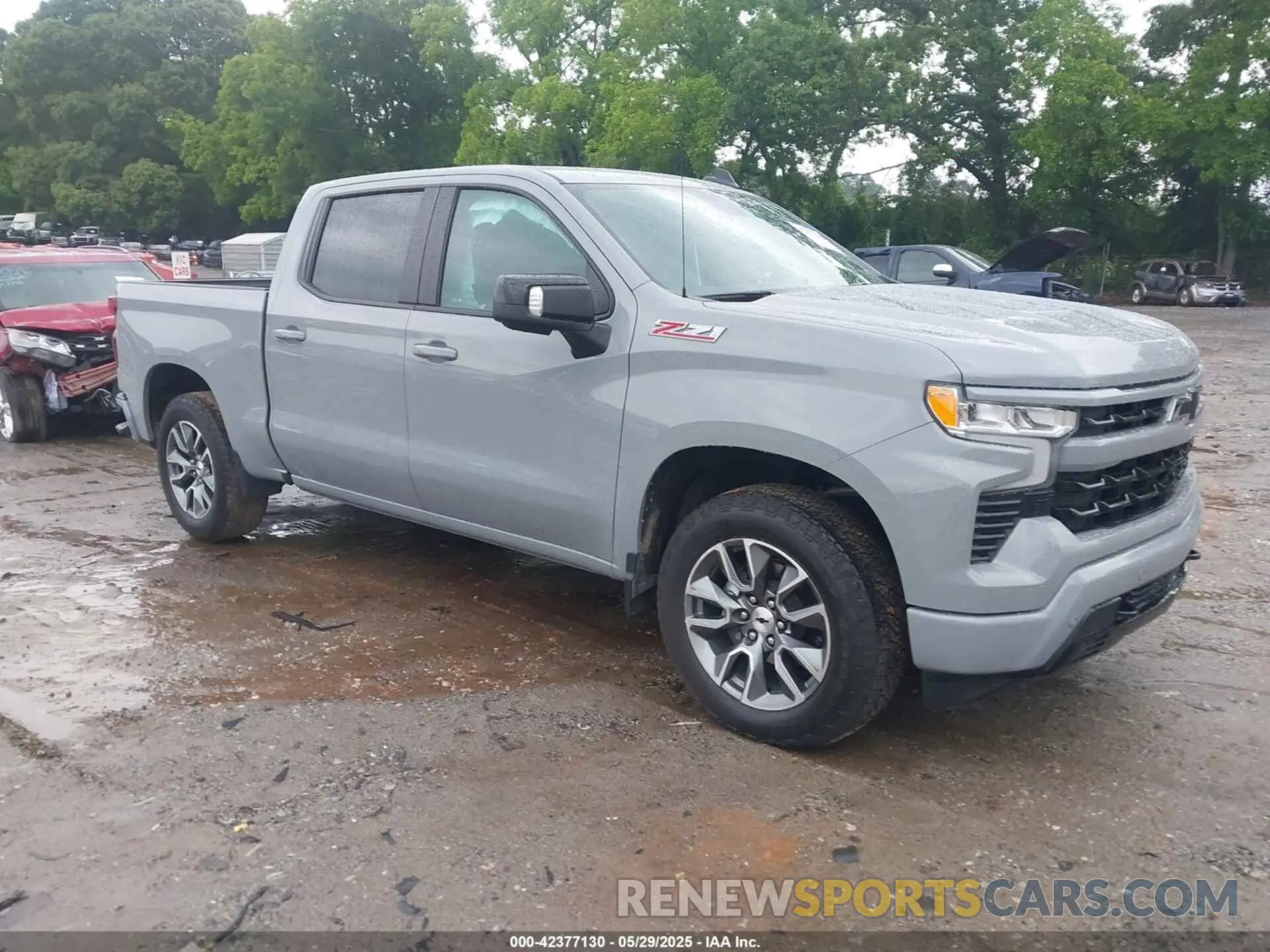 1 Photograph of a damaged car 1GCUDEED3RZ370320 CHEVROLET SILVERADO 1500 2024