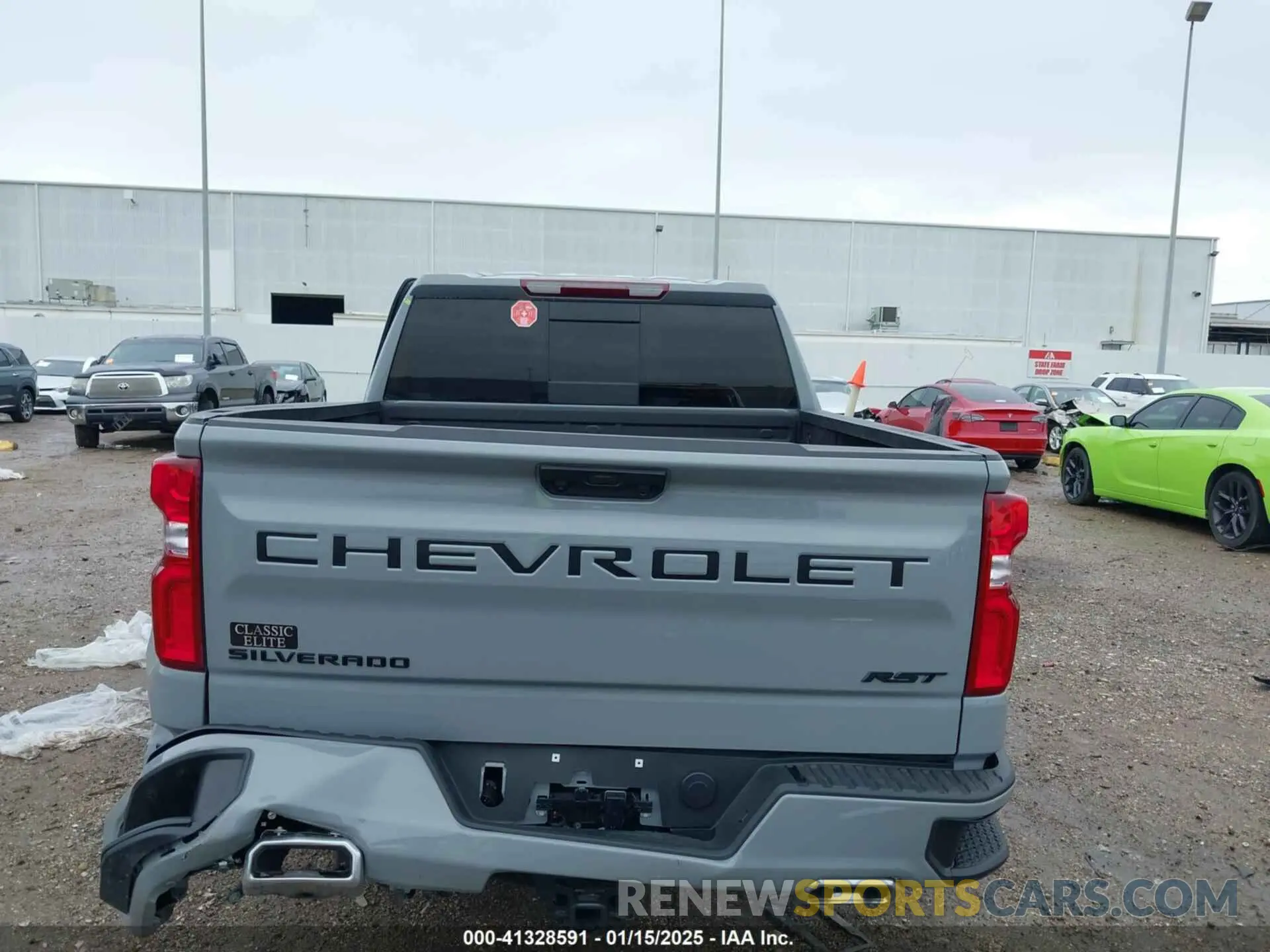 16 Photograph of a damaged car 1GCUDEED4RZ364557 CHEVROLET SILVERADO 1500 2024