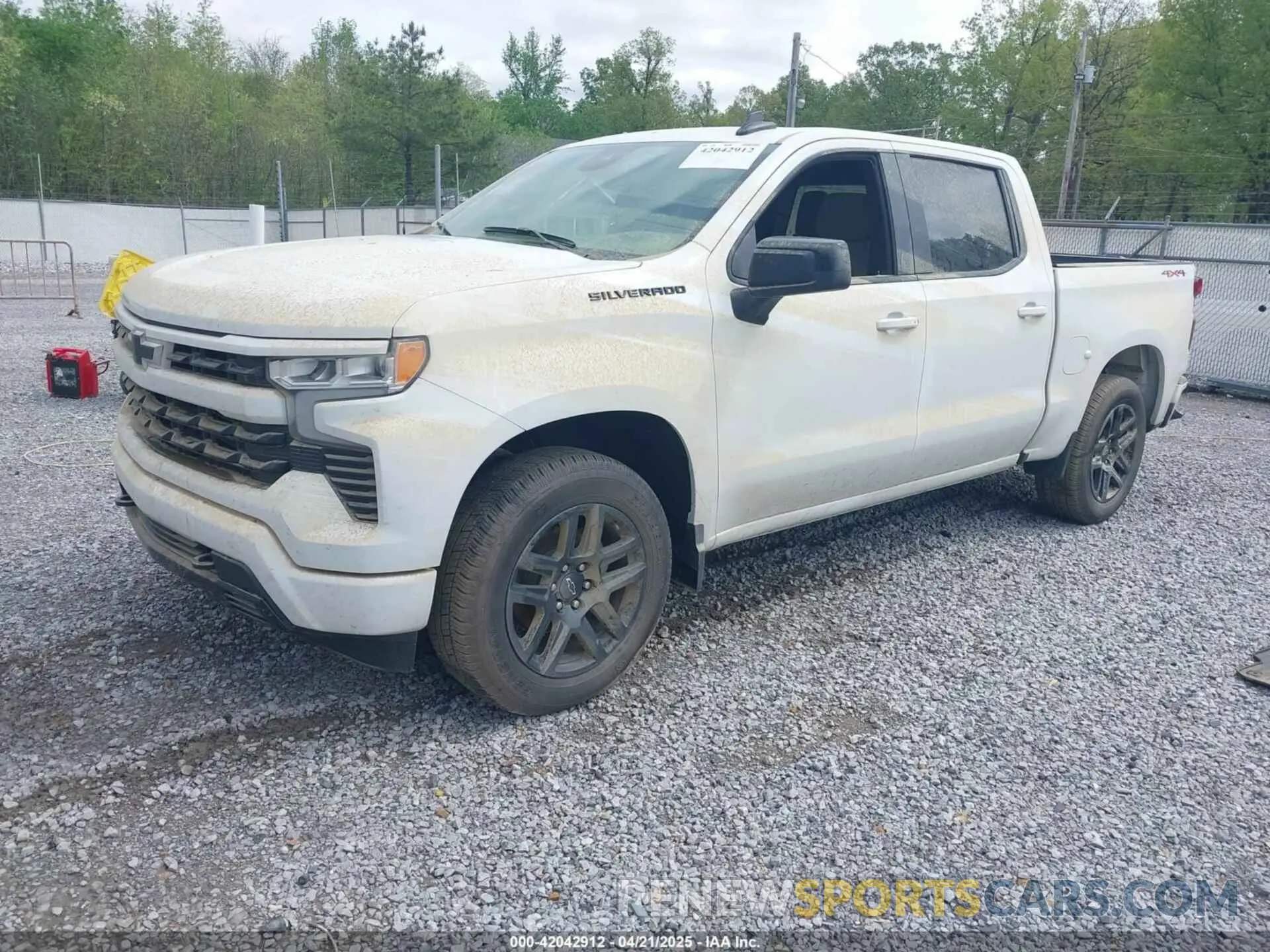 2 Photograph of a damaged car 1GCUDEED8RZ371771 CHEVROLET SILVERADO 1500 2024