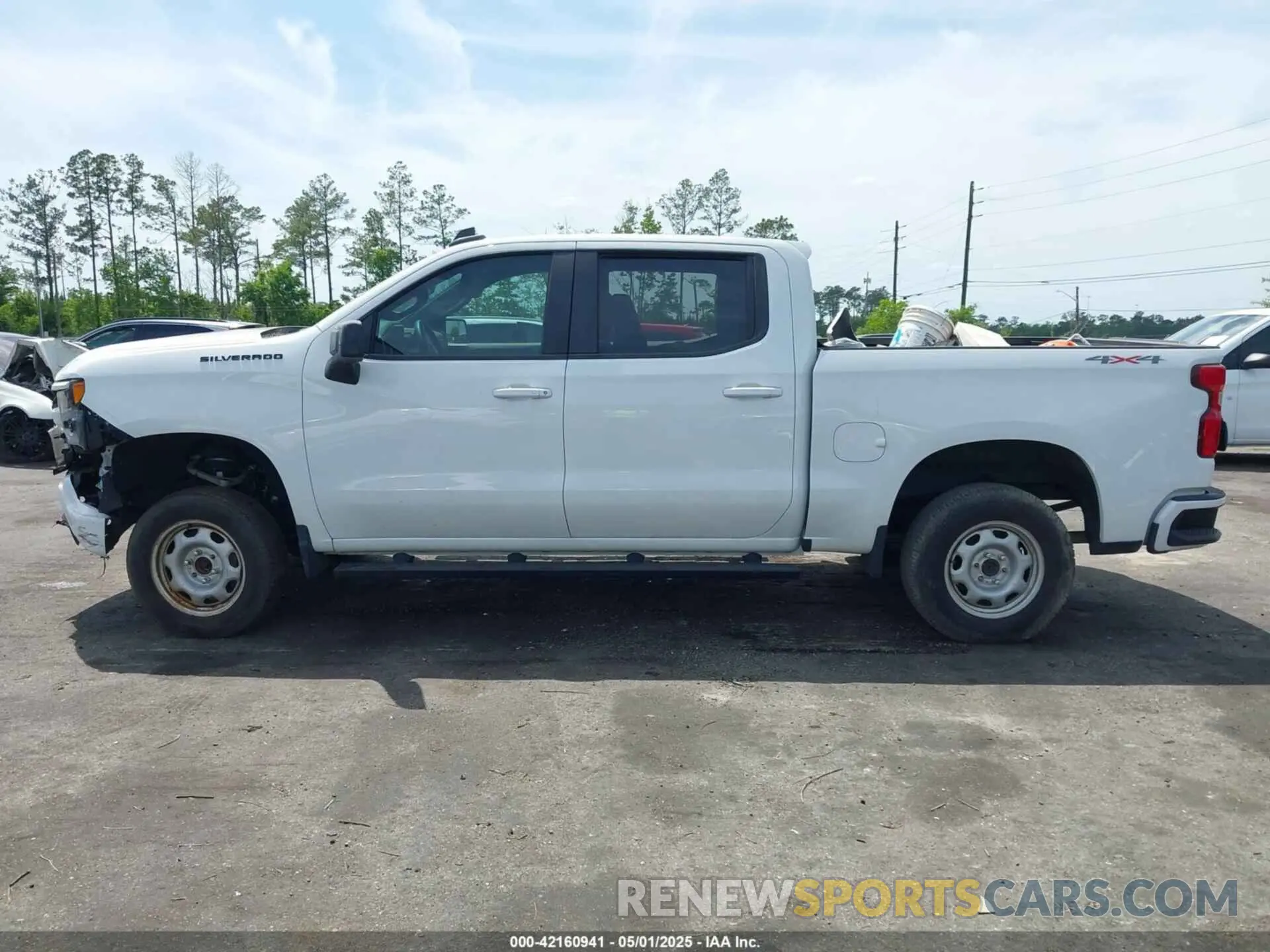 13 Photograph of a damaged car 1GCUDEEL0RZ108200 CHEVROLET SILVERADO 1500 2024