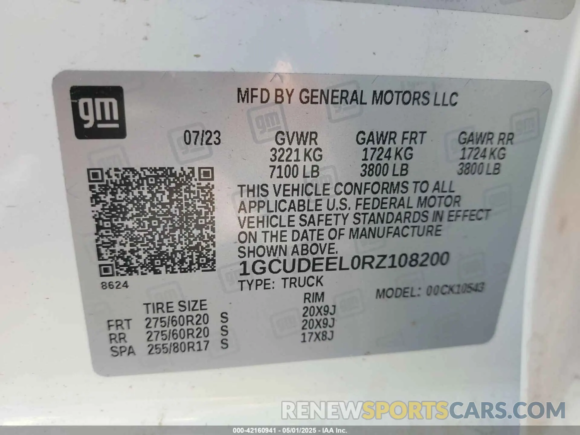 9 Photograph of a damaged car 1GCUDEEL0RZ108200 CHEVROLET SILVERADO 1500 2024