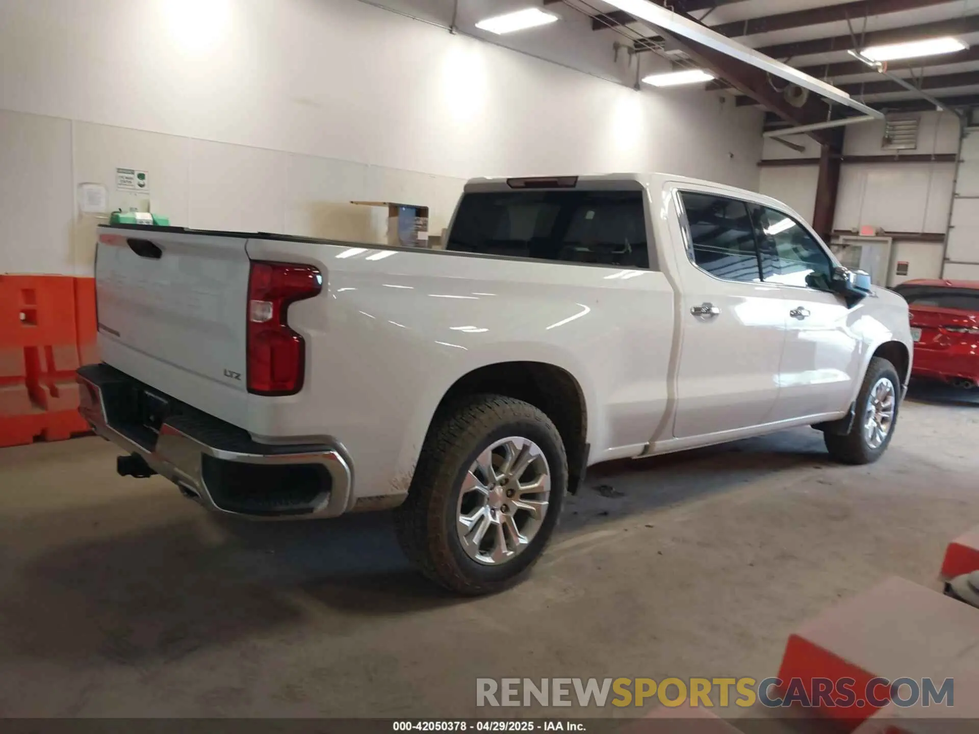 4 Photograph of a damaged car 1GCUDGE87RZ299721 CHEVROLET SILVERADO 1500 2024