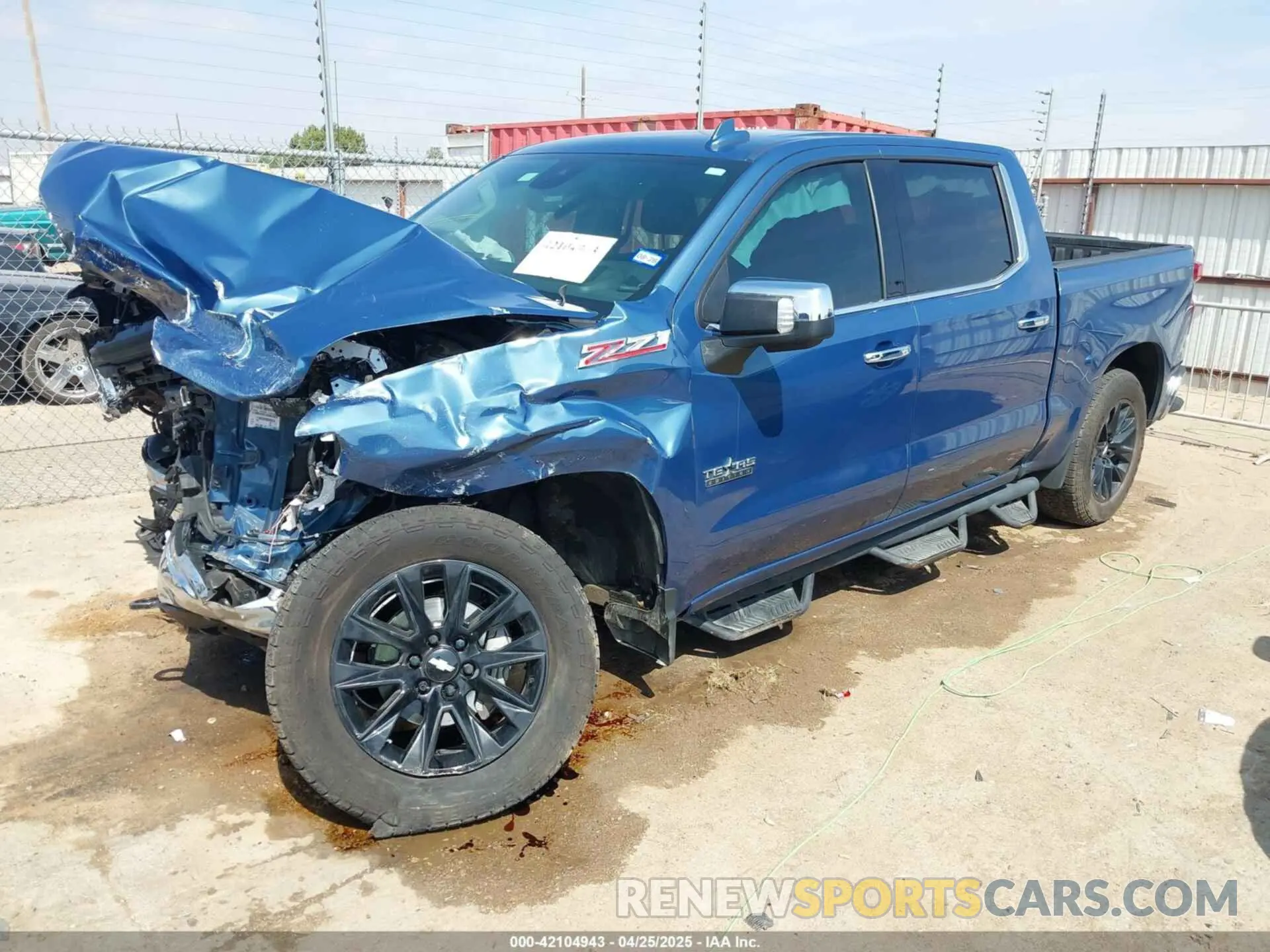 2 Photograph of a damaged car 1GCUDGED8RZ395077 CHEVROLET SILVERADO 1500 2024