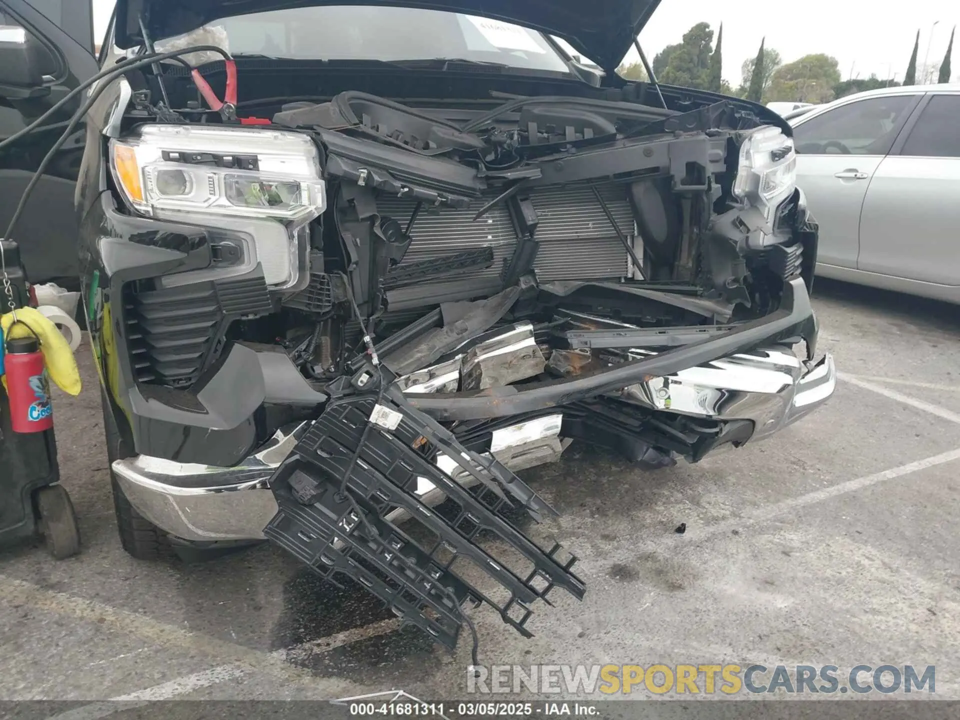 6 Photograph of a damaged car 1GCUDGEL3RZ105870 CHEVROLET SILVERADO 1500 2024