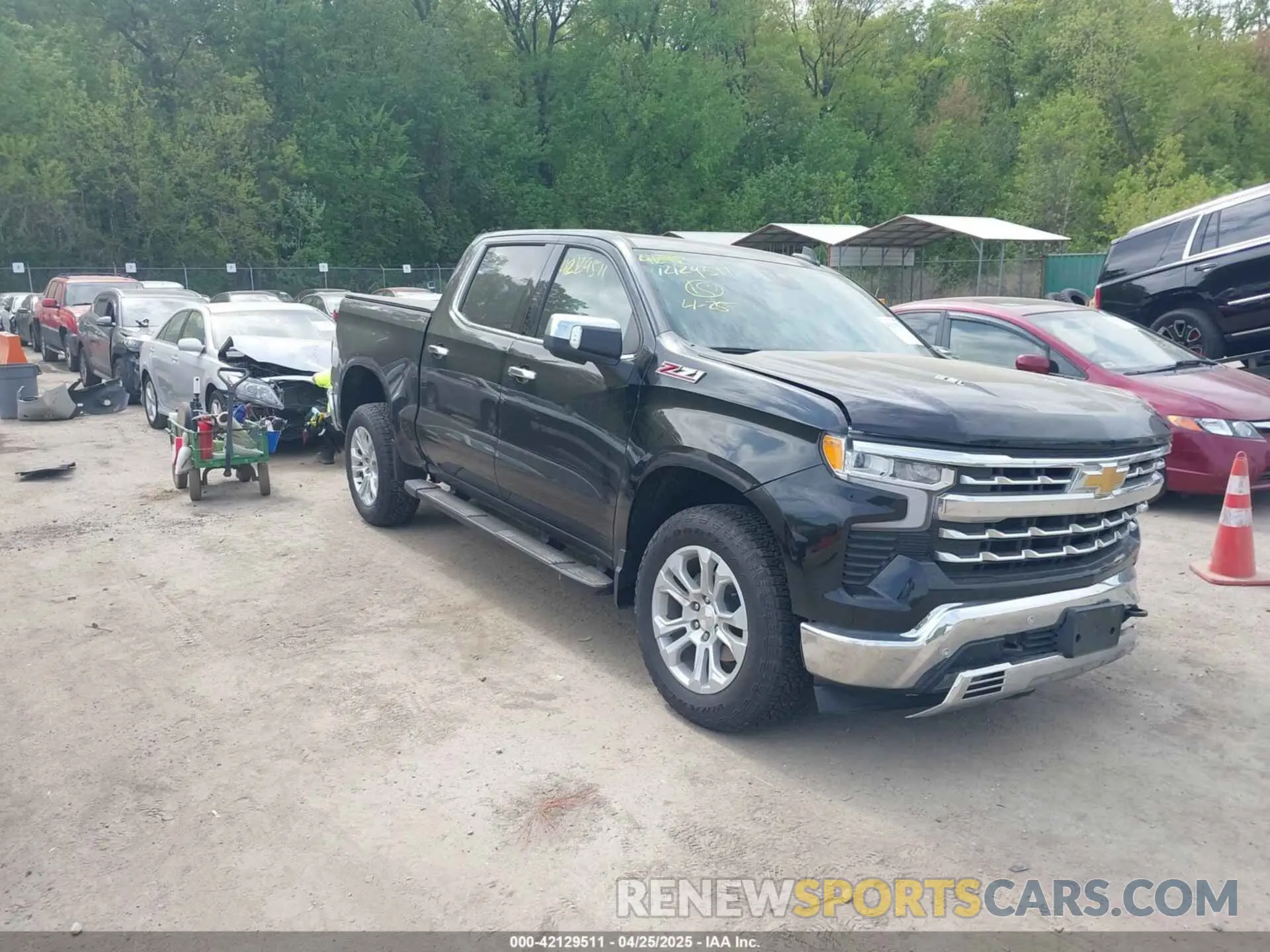 1 Photograph of a damaged car 1GCUDGELXRZ250646 CHEVROLET SILVERADO 1500 2024