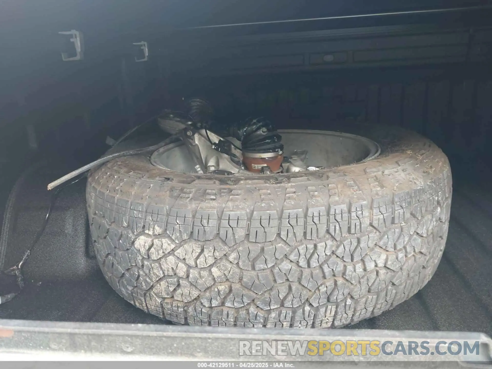 12 Photograph of a damaged car 1GCUDGELXRZ250646 CHEVROLET SILVERADO 1500 2024
