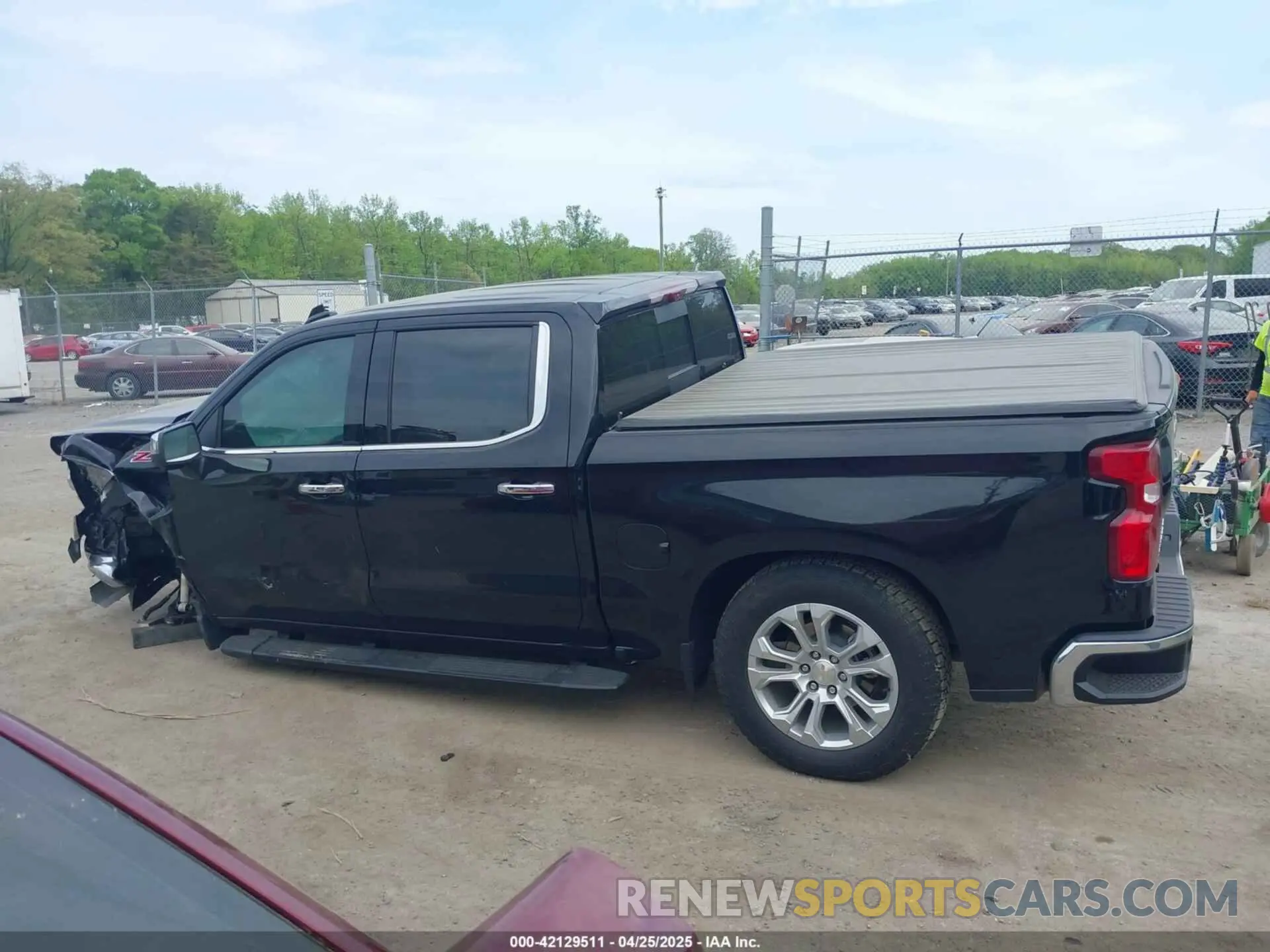15 Photograph of a damaged car 1GCUDGELXRZ250646 CHEVROLET SILVERADO 1500 2024