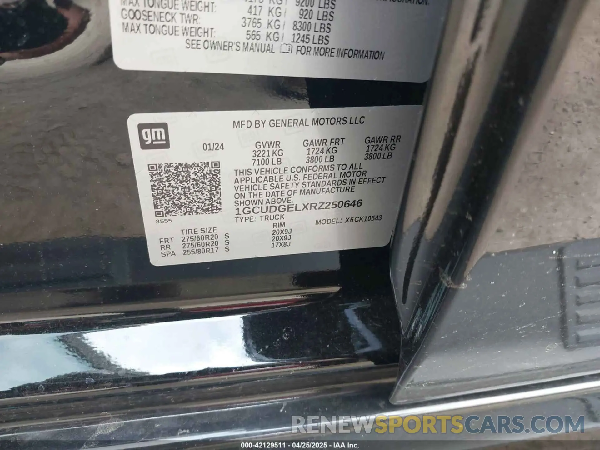 9 Photograph of a damaged car 1GCUDGELXRZ250646 CHEVROLET SILVERADO 1500 2024