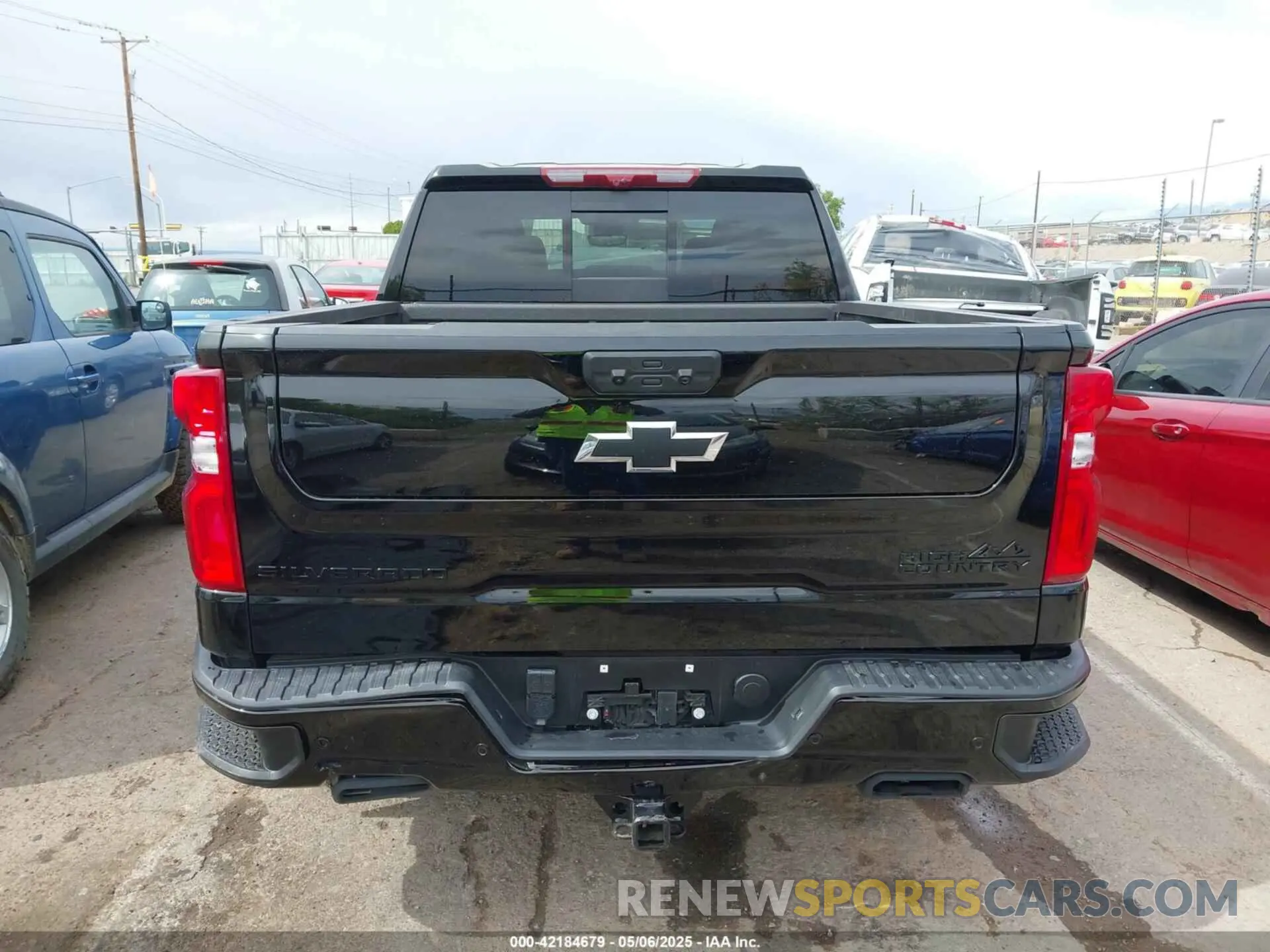 16 Photograph of a damaged car 1GCUDJE81RZ311617 CHEVROLET SILVERADO 1500 2024