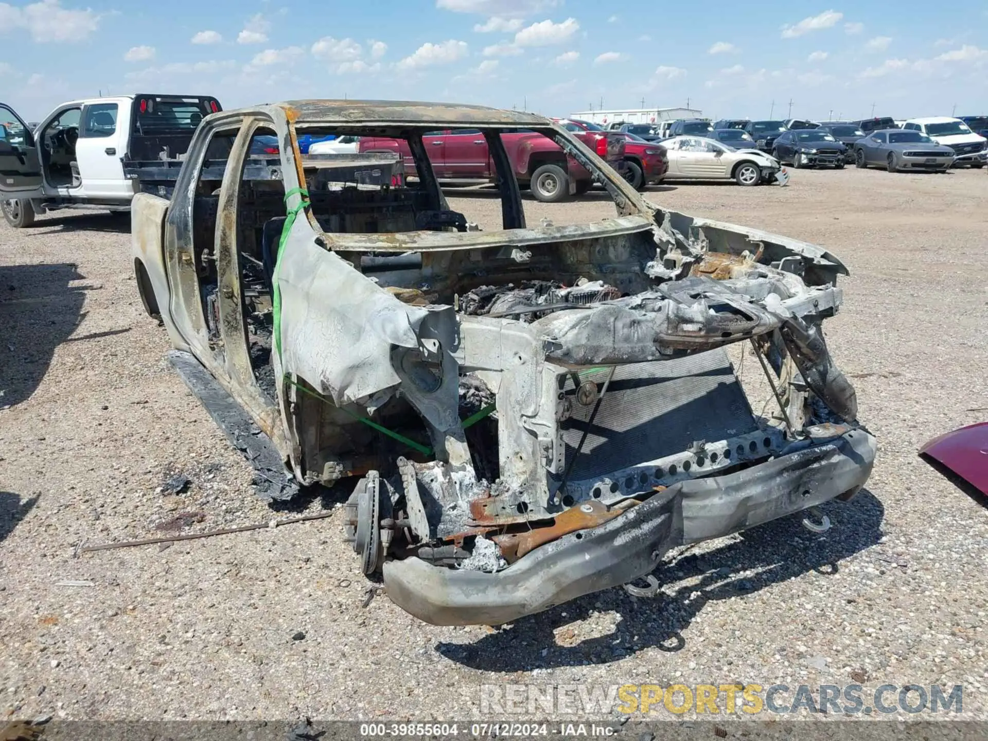 1 Photograph of a damaged car 1GCUDJE83RZ199693 CHEVROLET SILVERADO 1500 2024