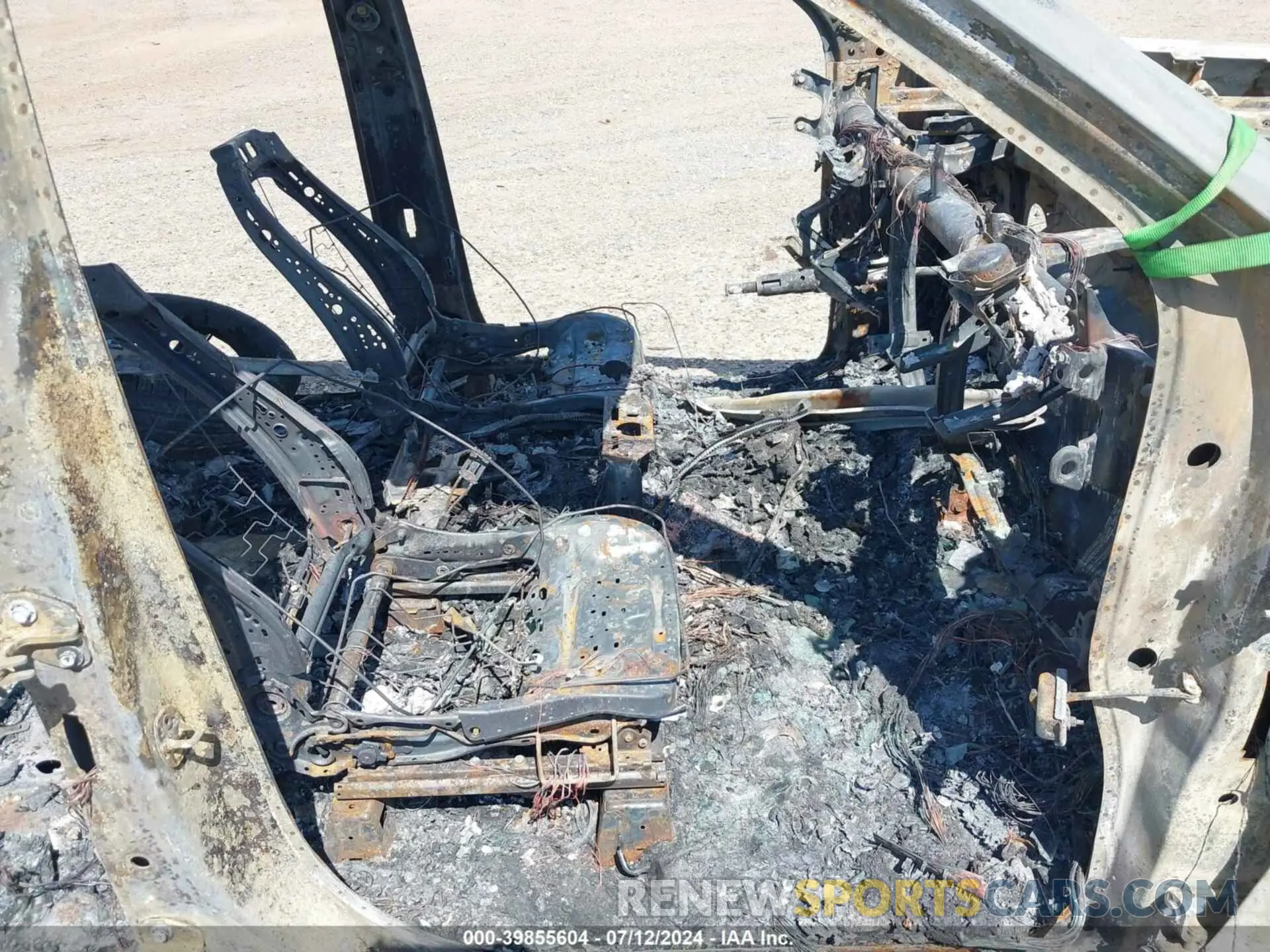5 Photograph of a damaged car 1GCUDJE83RZ199693 CHEVROLET SILVERADO 1500 2024