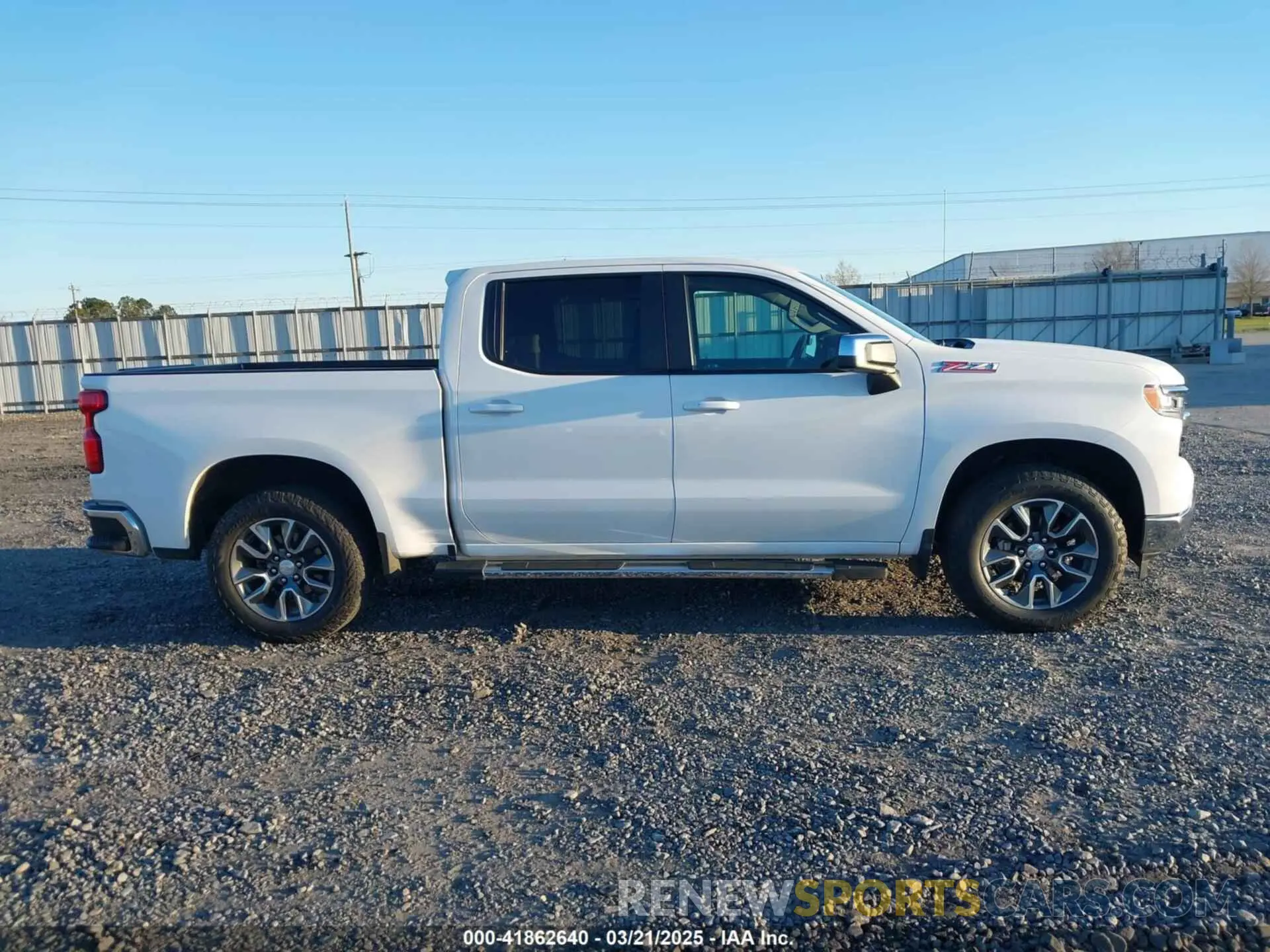 12 Photograph of a damaged car 2GCUDDED1R1221617 CHEVROLET SILVERADO 1500 2024