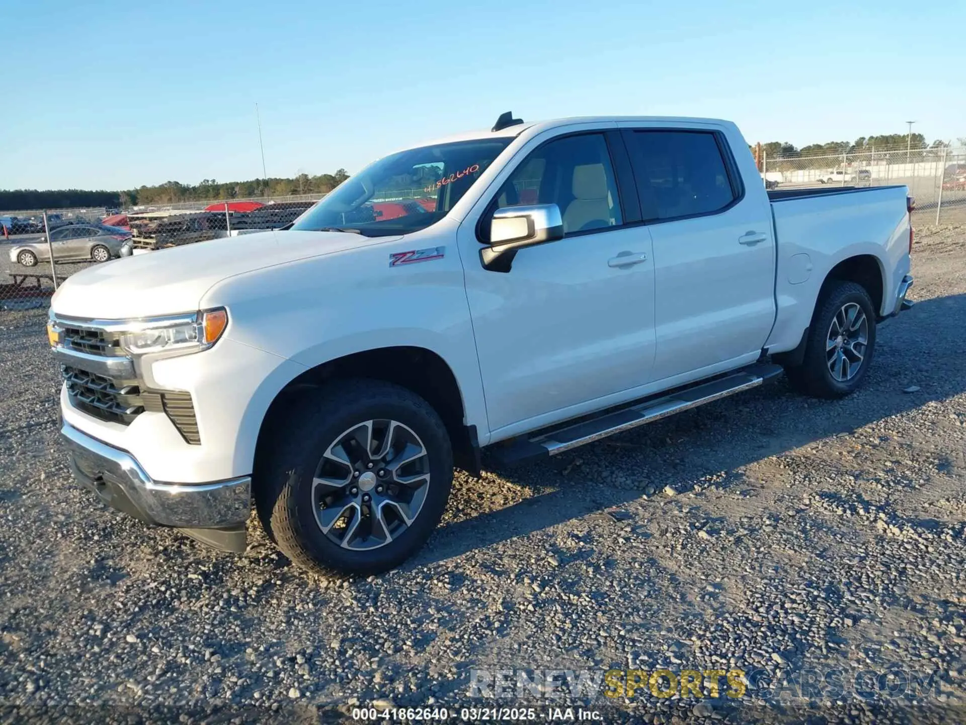 2 Photograph of a damaged car 2GCUDDED1R1221617 CHEVROLET SILVERADO 1500 2024