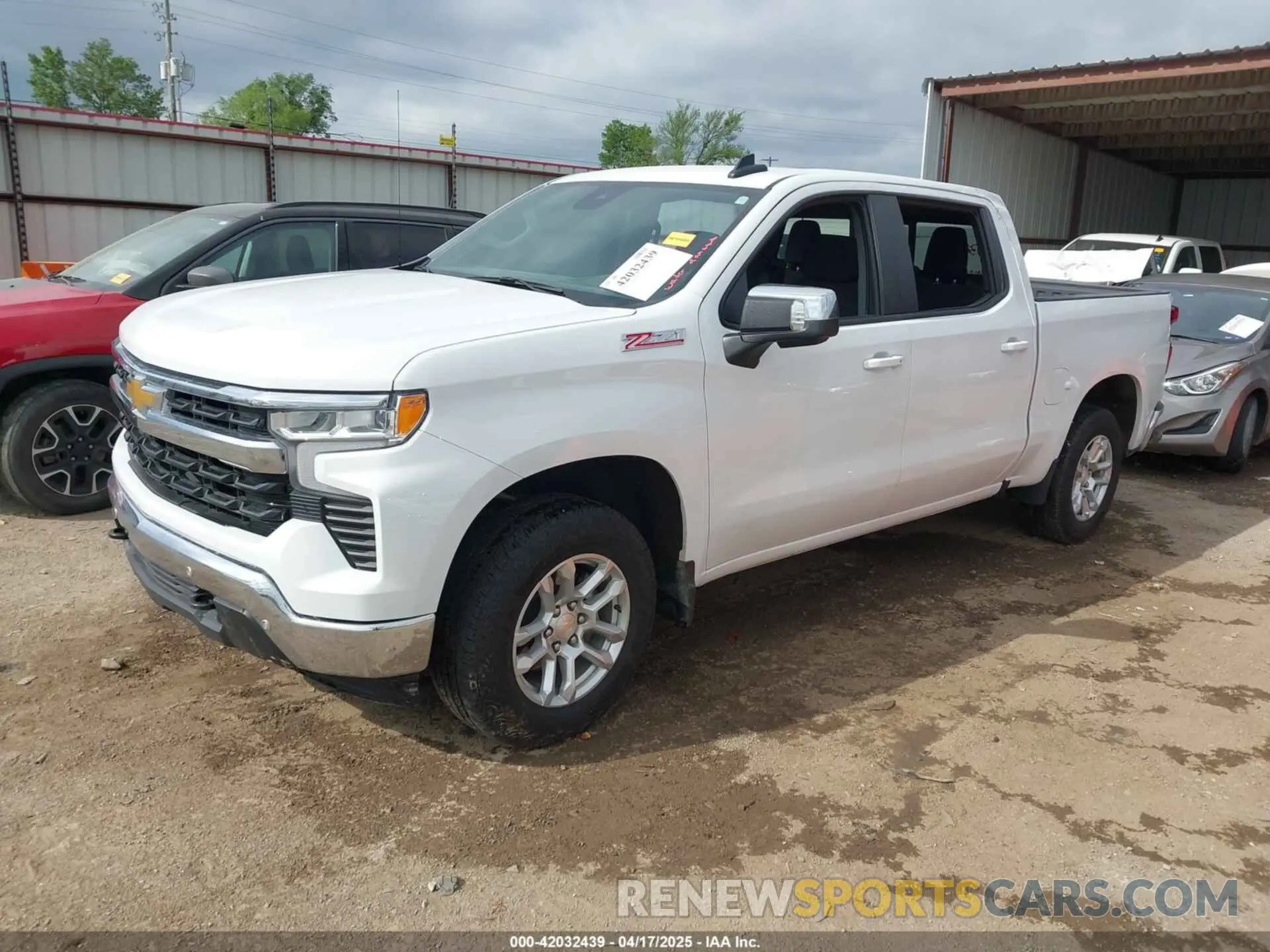 2 Photograph of a damaged car 2GCUDDED3R1209582 CHEVROLET SILVERADO 1500 2024