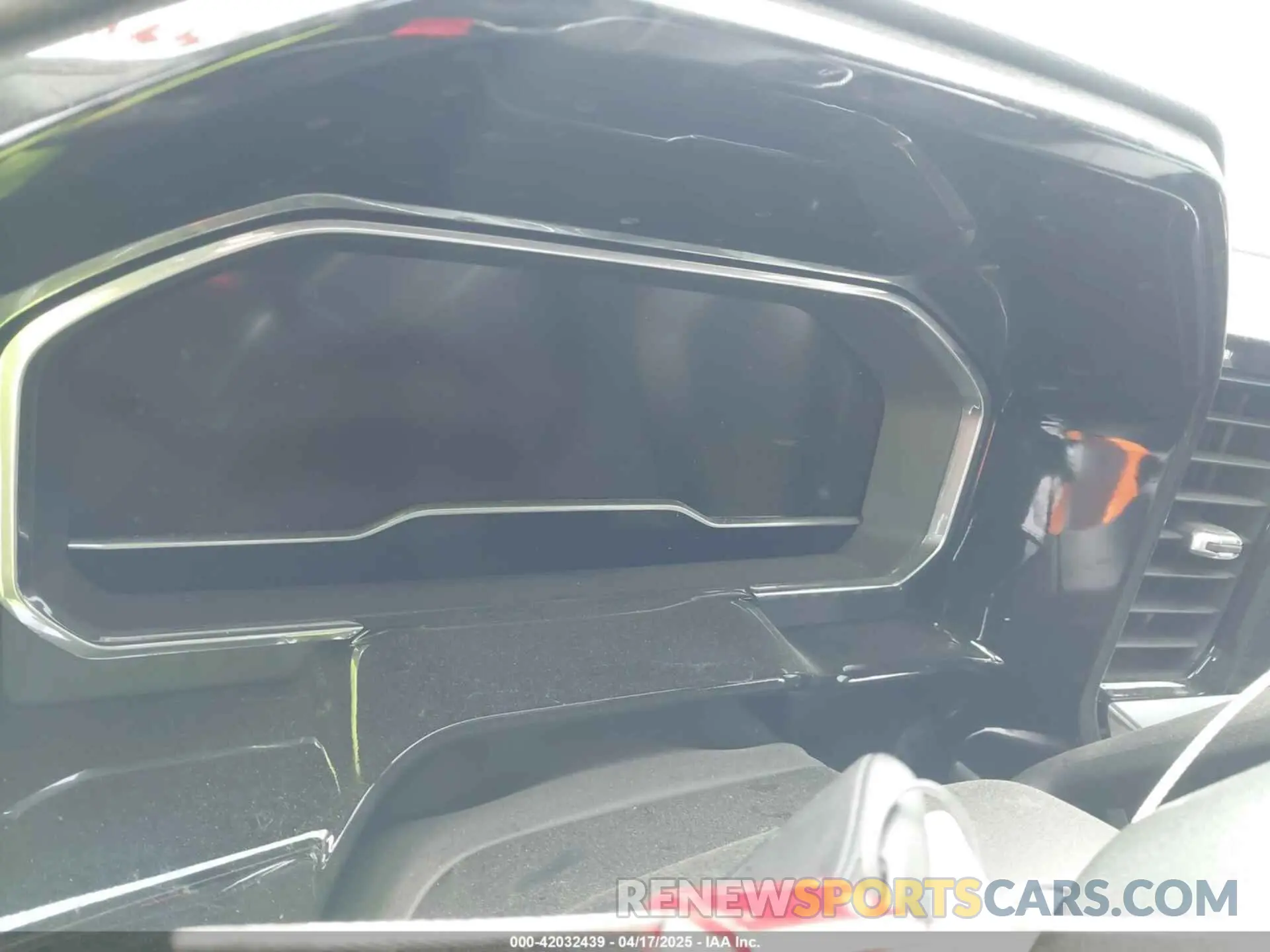 7 Photograph of a damaged car 2GCUDDED3R1209582 CHEVROLET SILVERADO 1500 2024