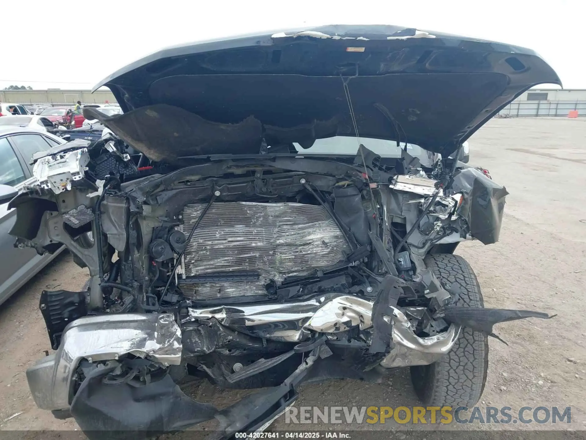 11 Photograph of a damaged car 2GCUDDED4R1217478 CHEVROLET SILVERADO 1500 2024