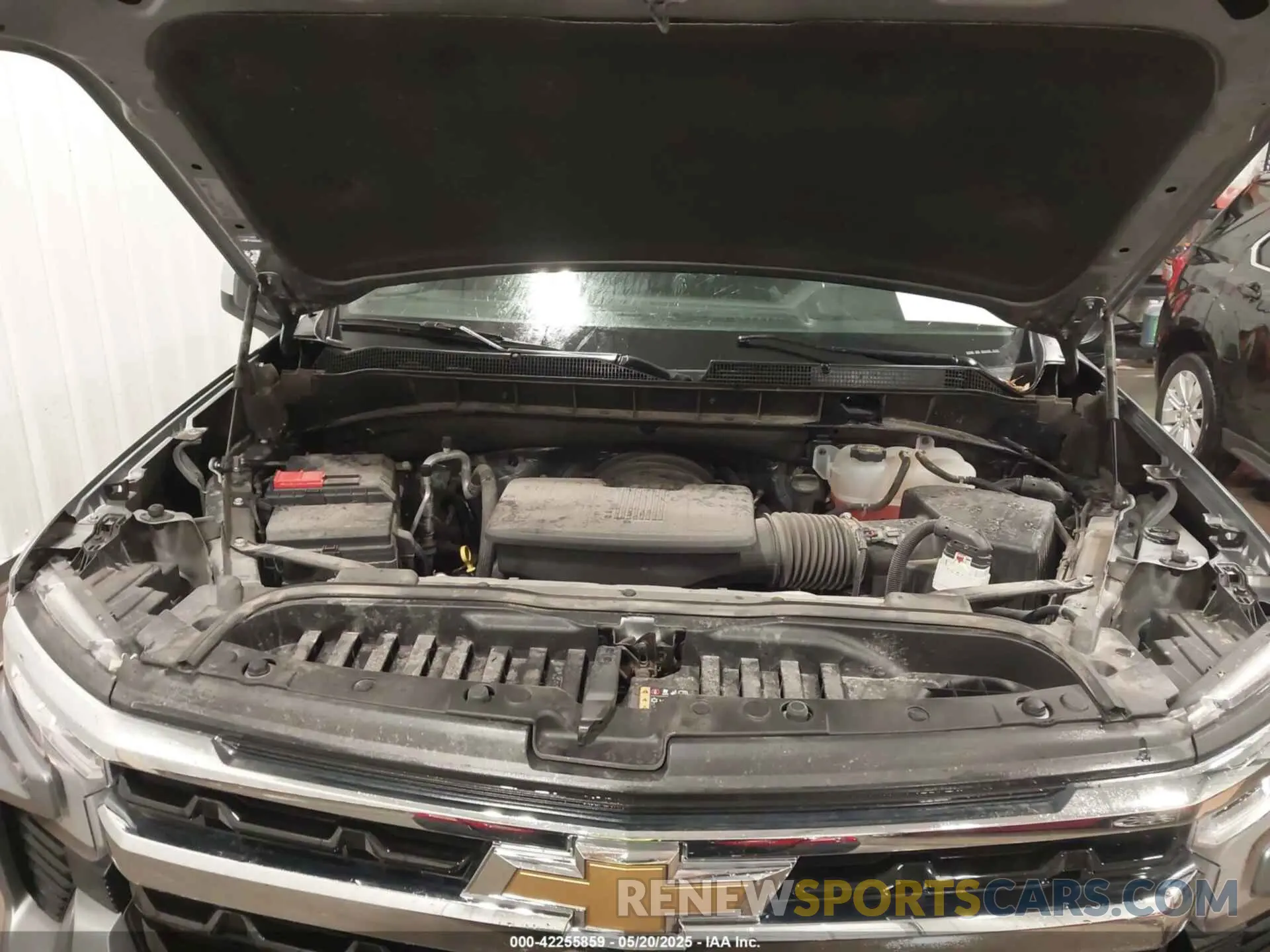 10 Photograph of a damaged car 2GCUDDED8R1217614 CHEVROLET SILVERADO 1500 2024