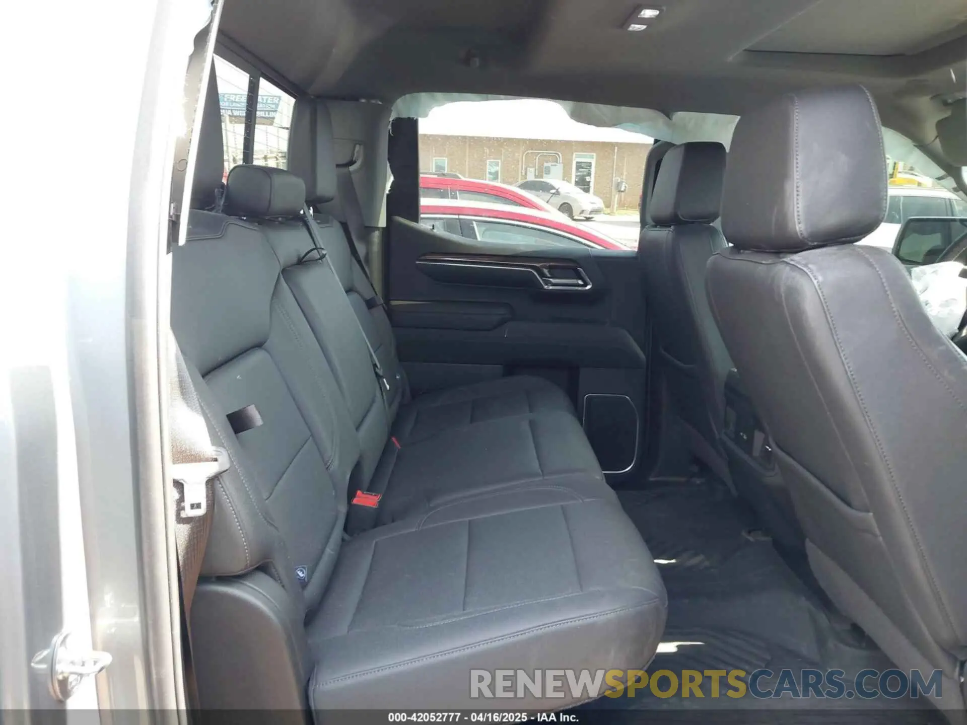 8 Photograph of a damaged car 2GCUDEED3R1173110 CHEVROLET SILVERADO 1500 2024
