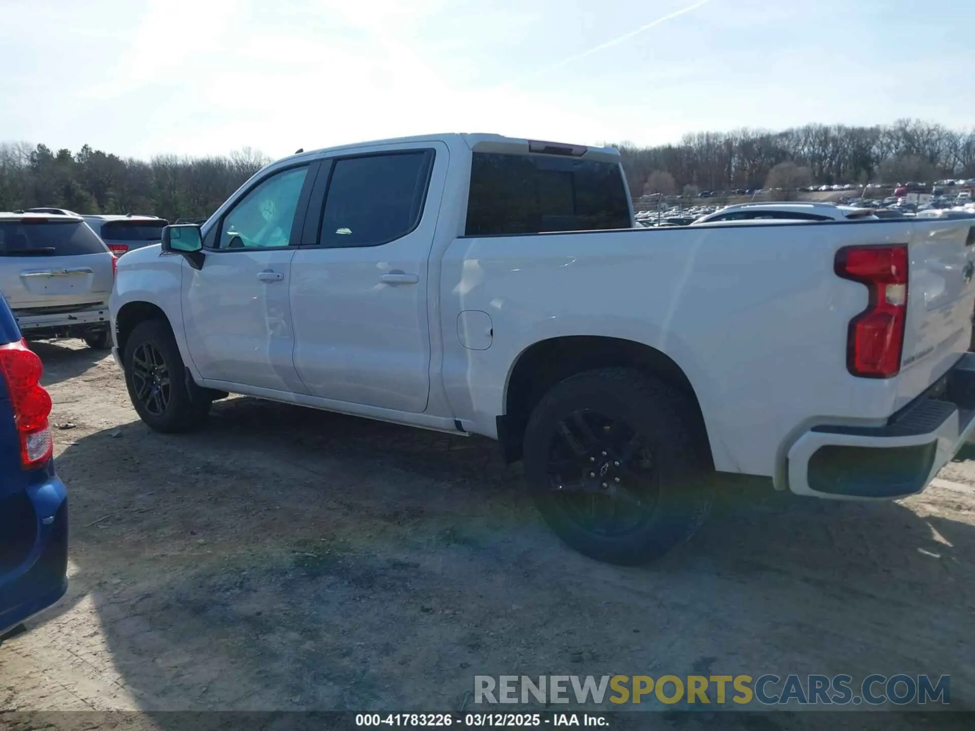 3 Photograph of a damaged car 2GCUDEED4R1211055 CHEVROLET SILVERADO 1500 2024