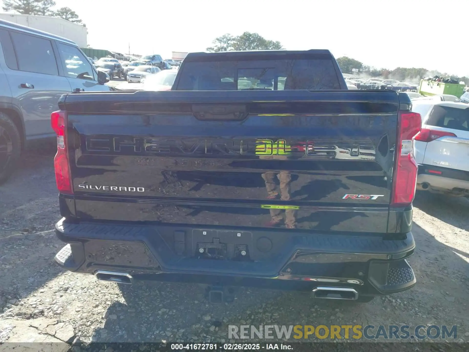 16 Photograph of a damaged car 2GCUDEED6R1157600 CHEVROLET SILVERADO 1500 2024