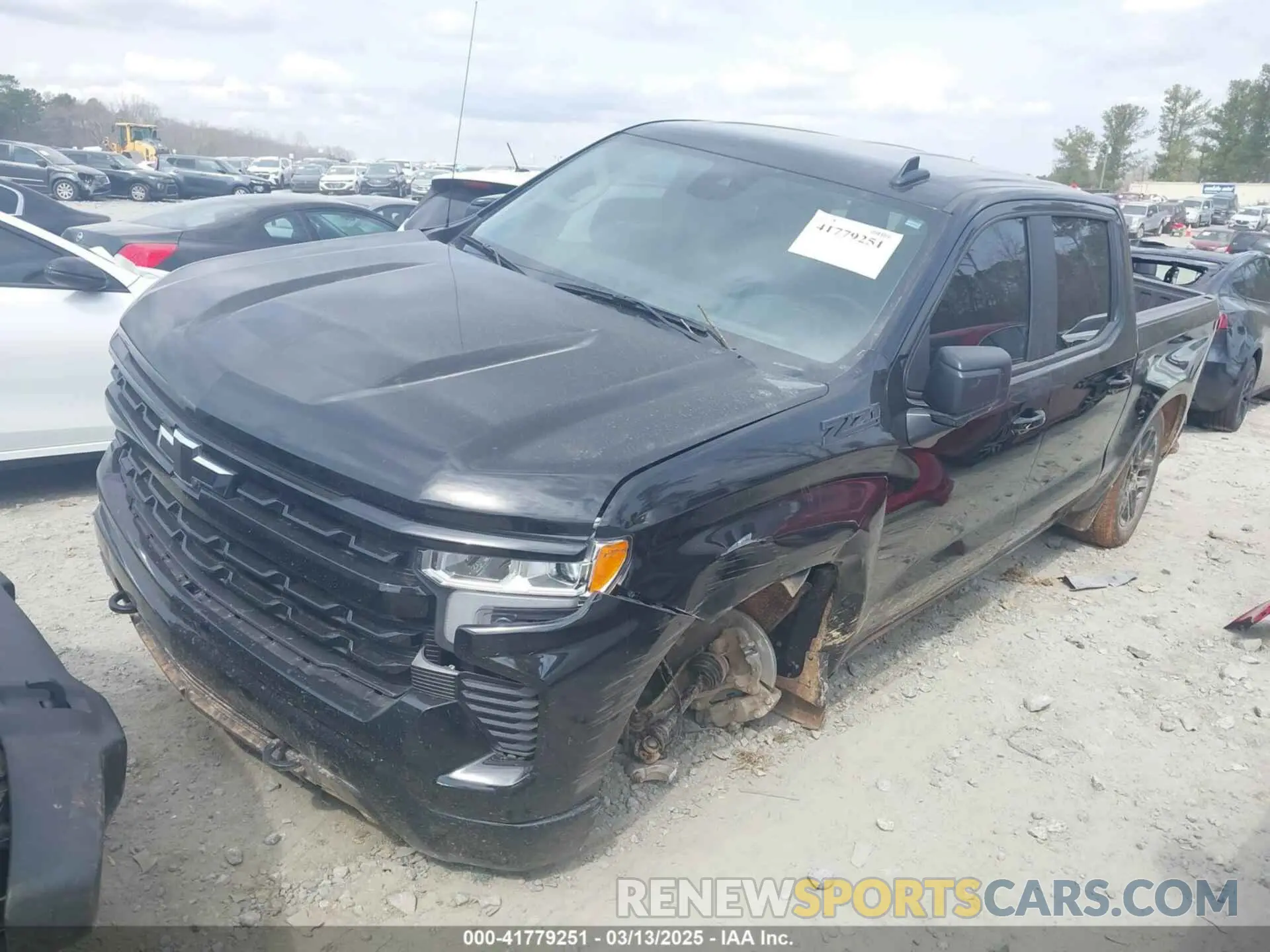 2 Photograph of a damaged car 2GCUDEED8R1143343 CHEVROLET SILVERADO 1500 2024