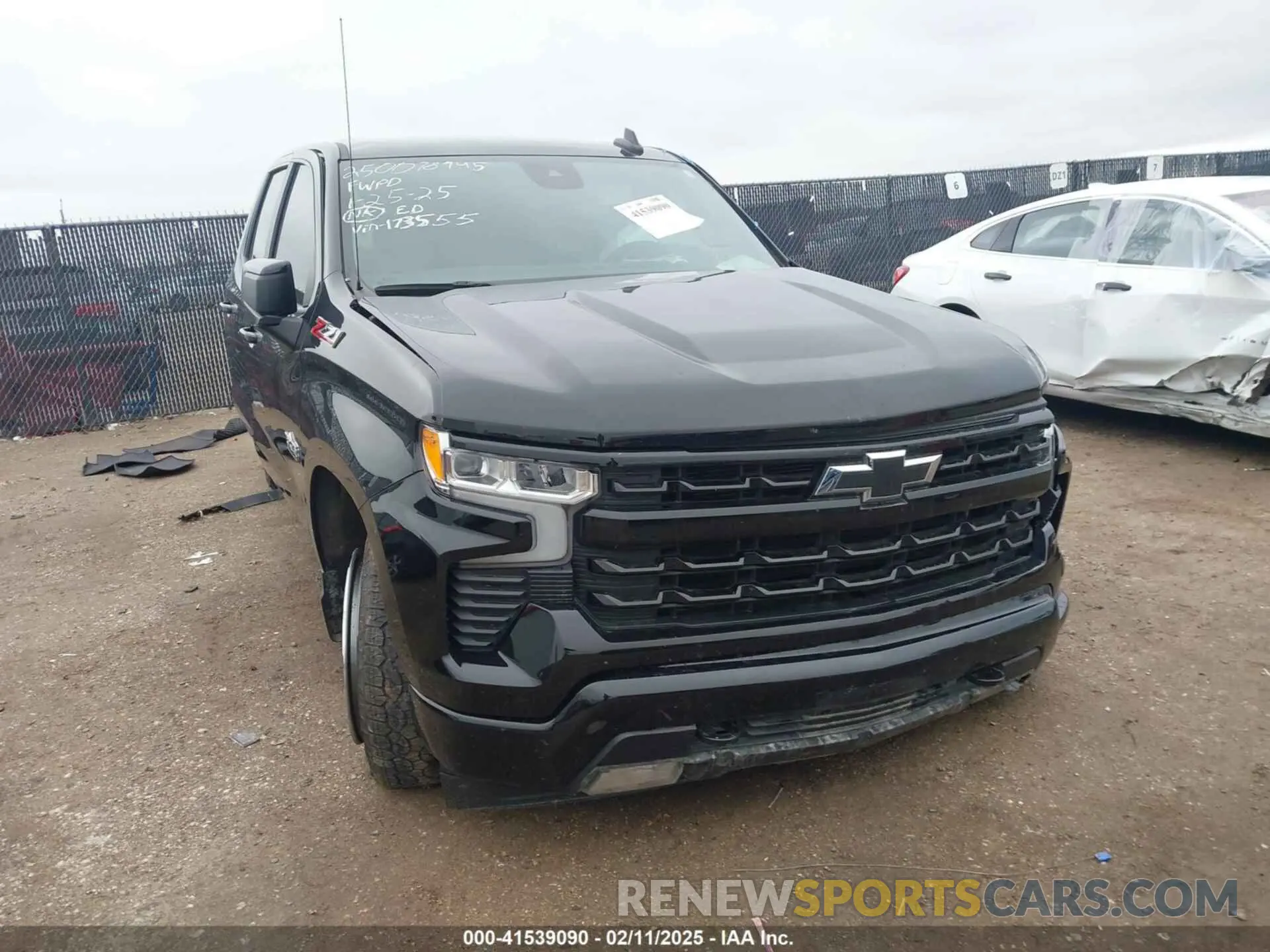 1 Photograph of a damaged car 2GCUDEED8R1173555 CHEVROLET SILVERADO 1500 2024