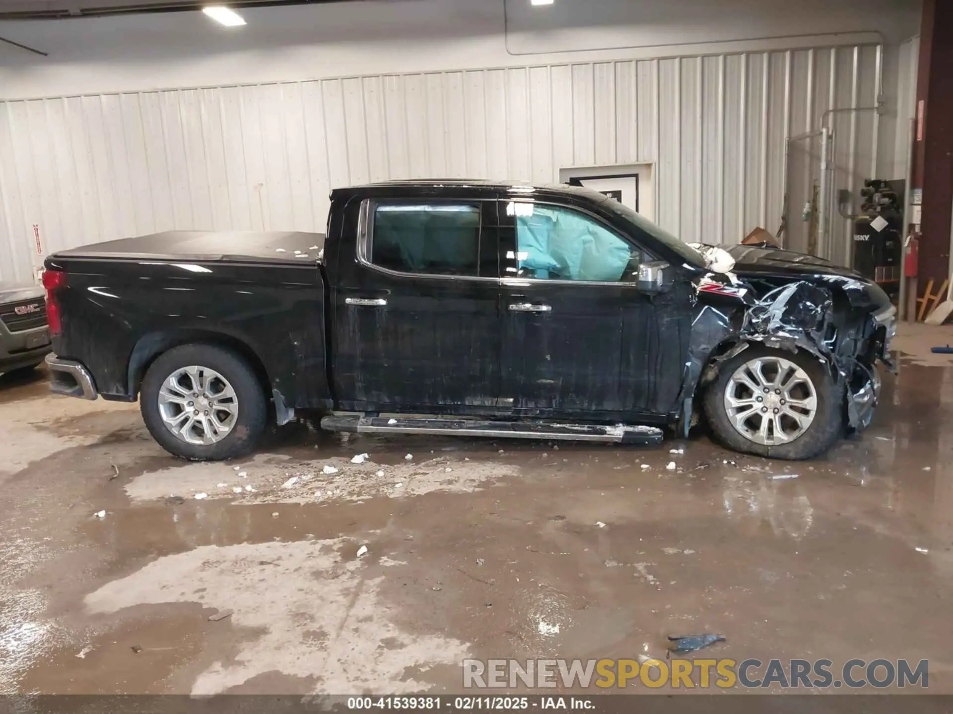 13 Photograph of a damaged car 2GCUDGED2R1174289 CHEVROLET SILVERADO 1500 2024