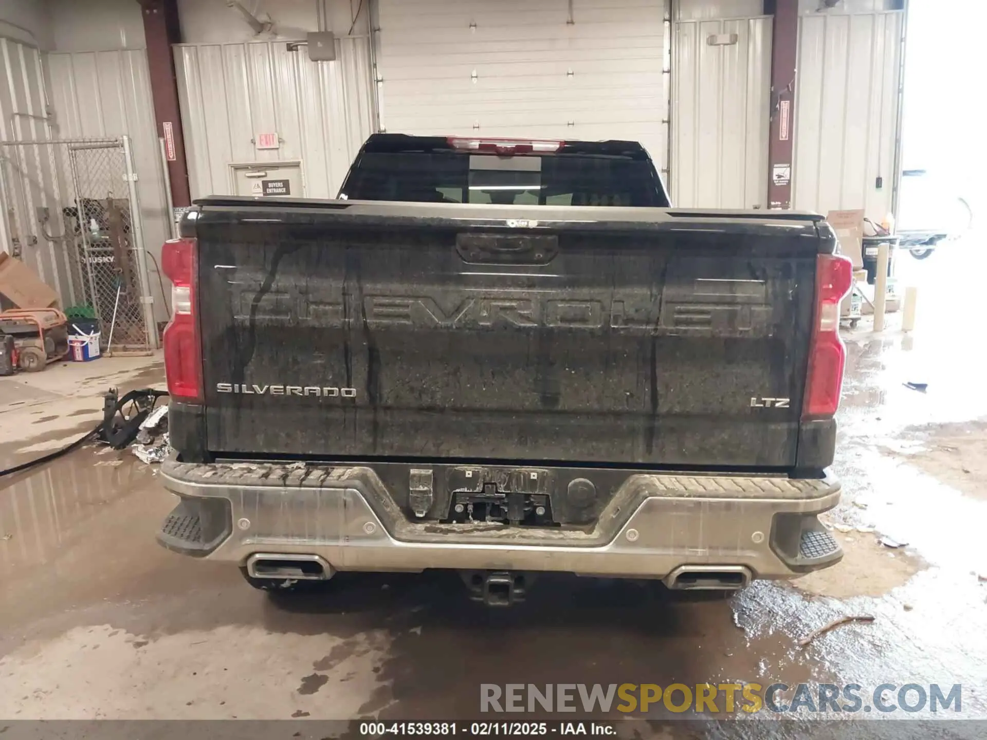 16 Photograph of a damaged car 2GCUDGED2R1174289 CHEVROLET SILVERADO 1500 2024