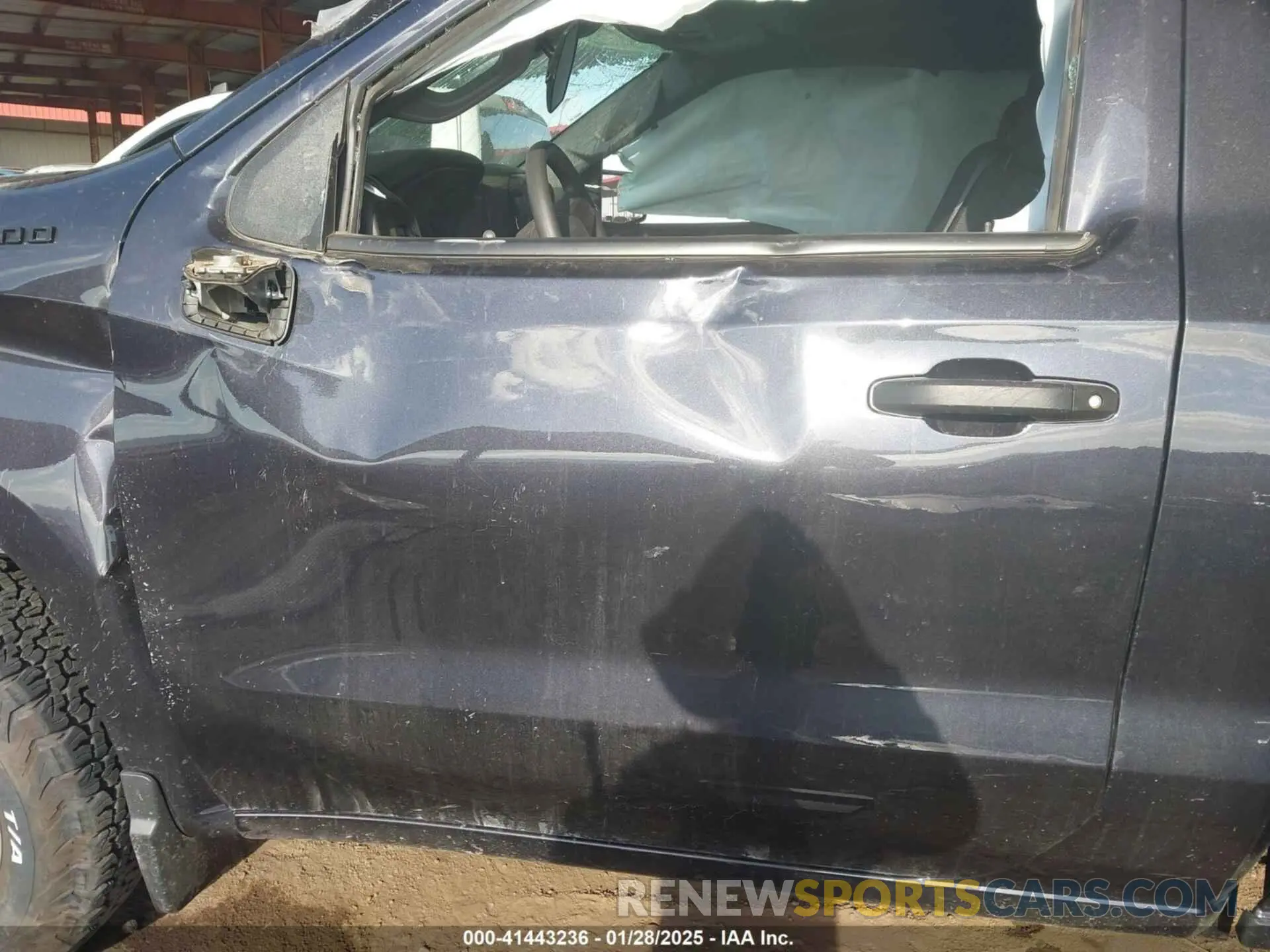 14 Photograph of a damaged car 3GCNAAEK2RG283402 CHEVROLET SILVERADO 1500 2024