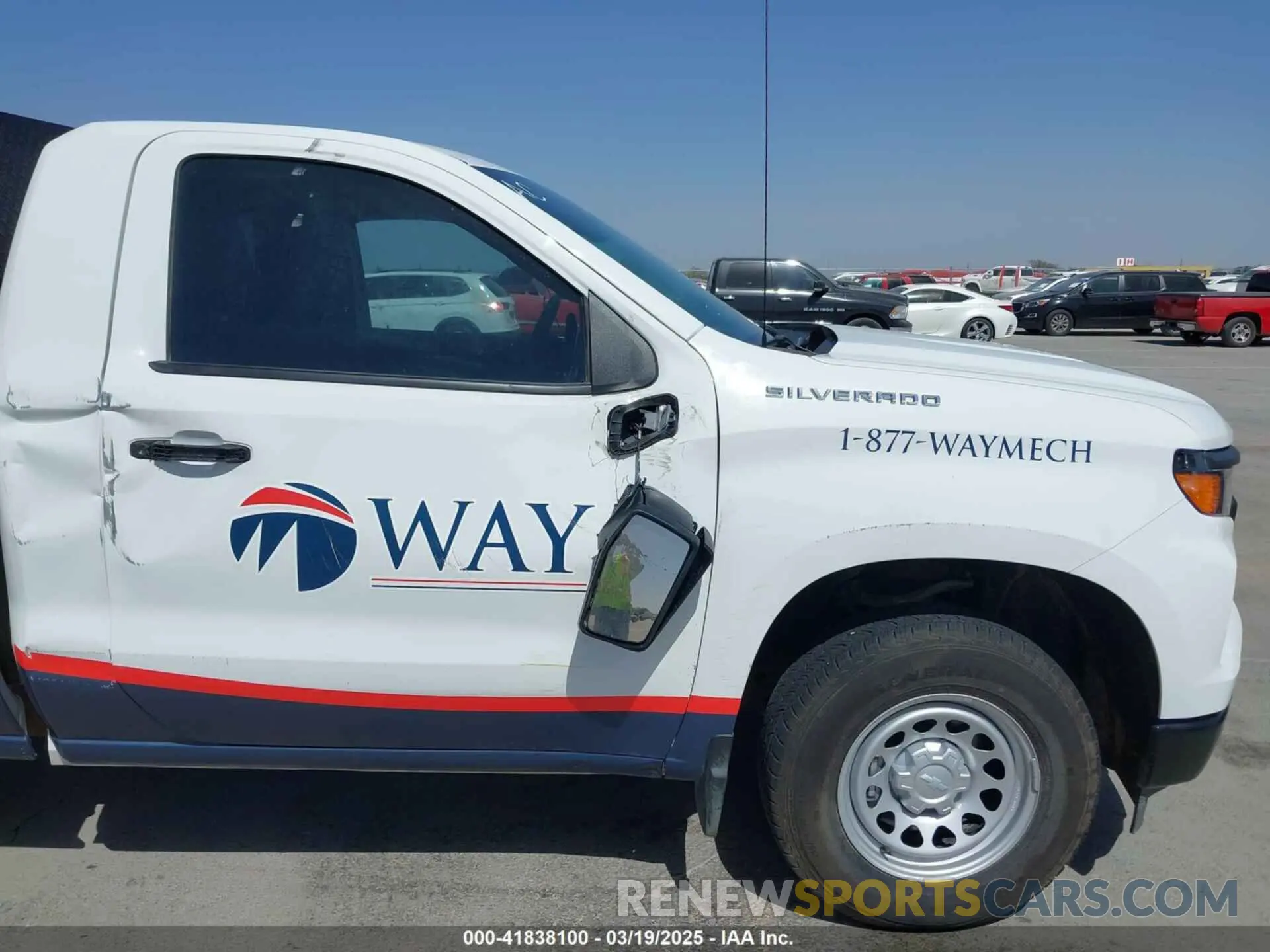 18 Photograph of a damaged car 3GCNAAEKXRG323886 CHEVROLET SILVERADO 1500 2024