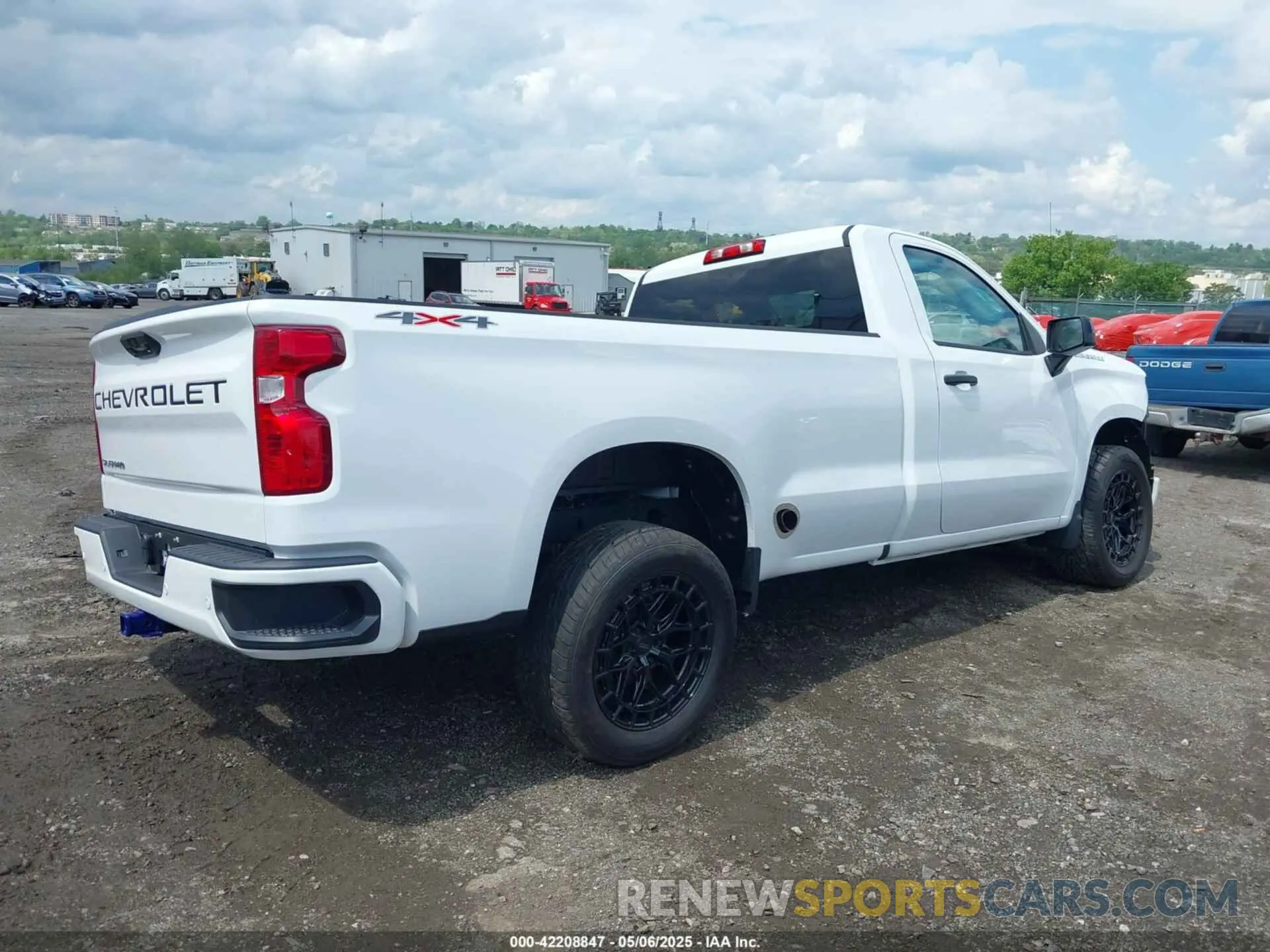 4 Photograph of a damaged car 3GCNDAED3RG269761 CHEVROLET SILVERADO 1500 2024
