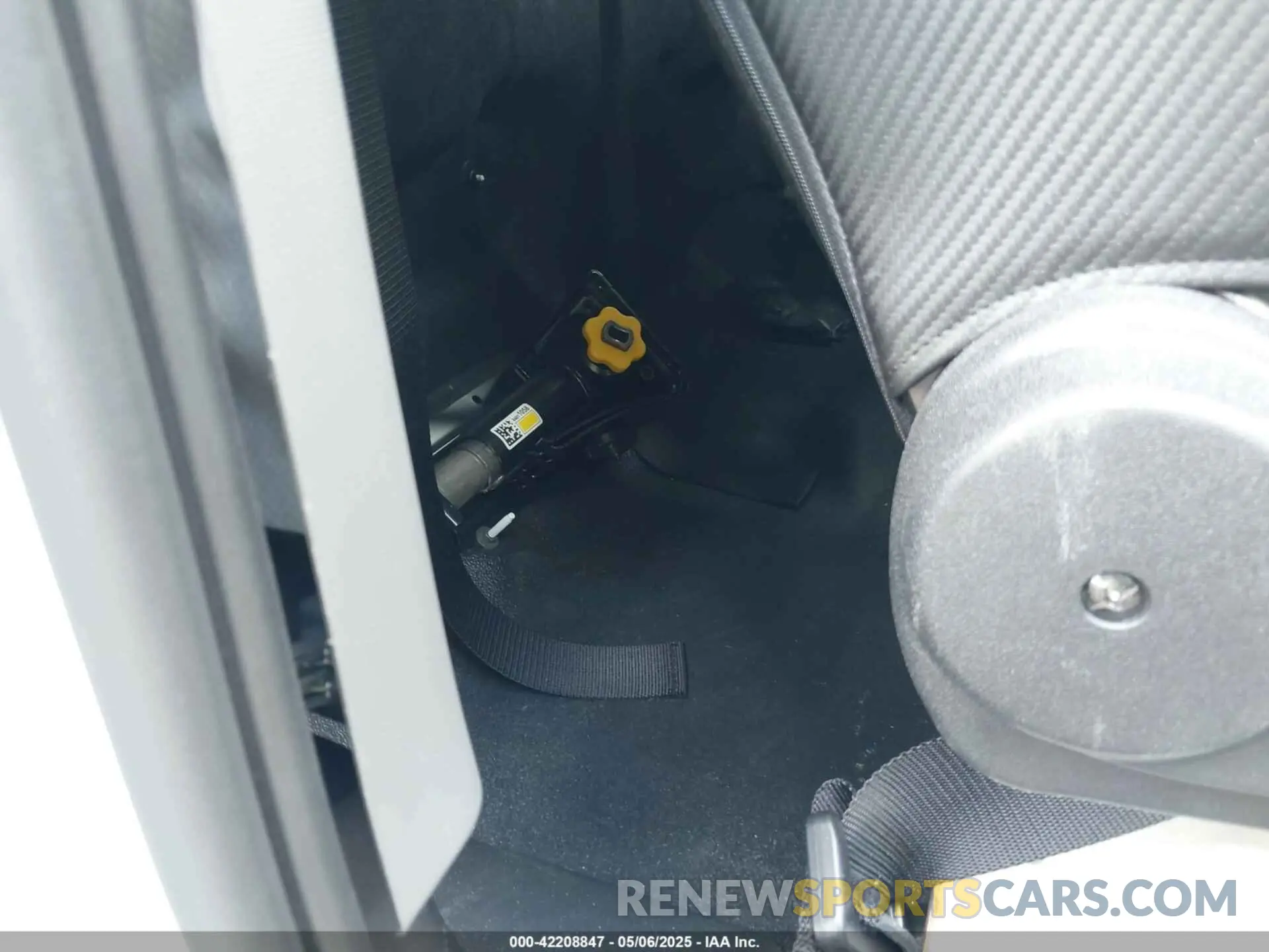 8 Photograph of a damaged car 3GCNDAED3RG269761 CHEVROLET SILVERADO 1500 2024