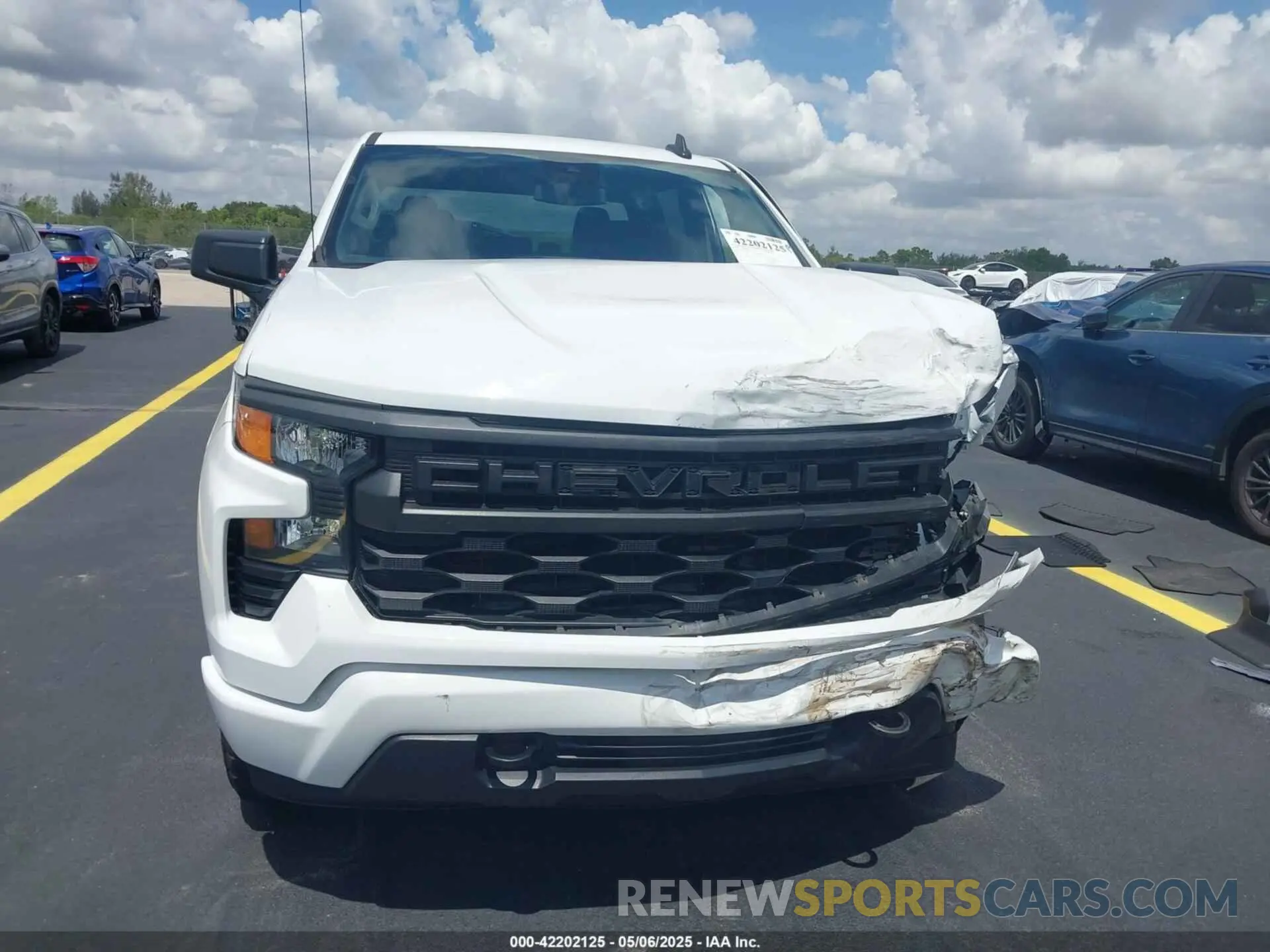 12 Photograph of a damaged car 3GCPABEKXRG142558 CHEVROLET SILVERADO 1500 2024