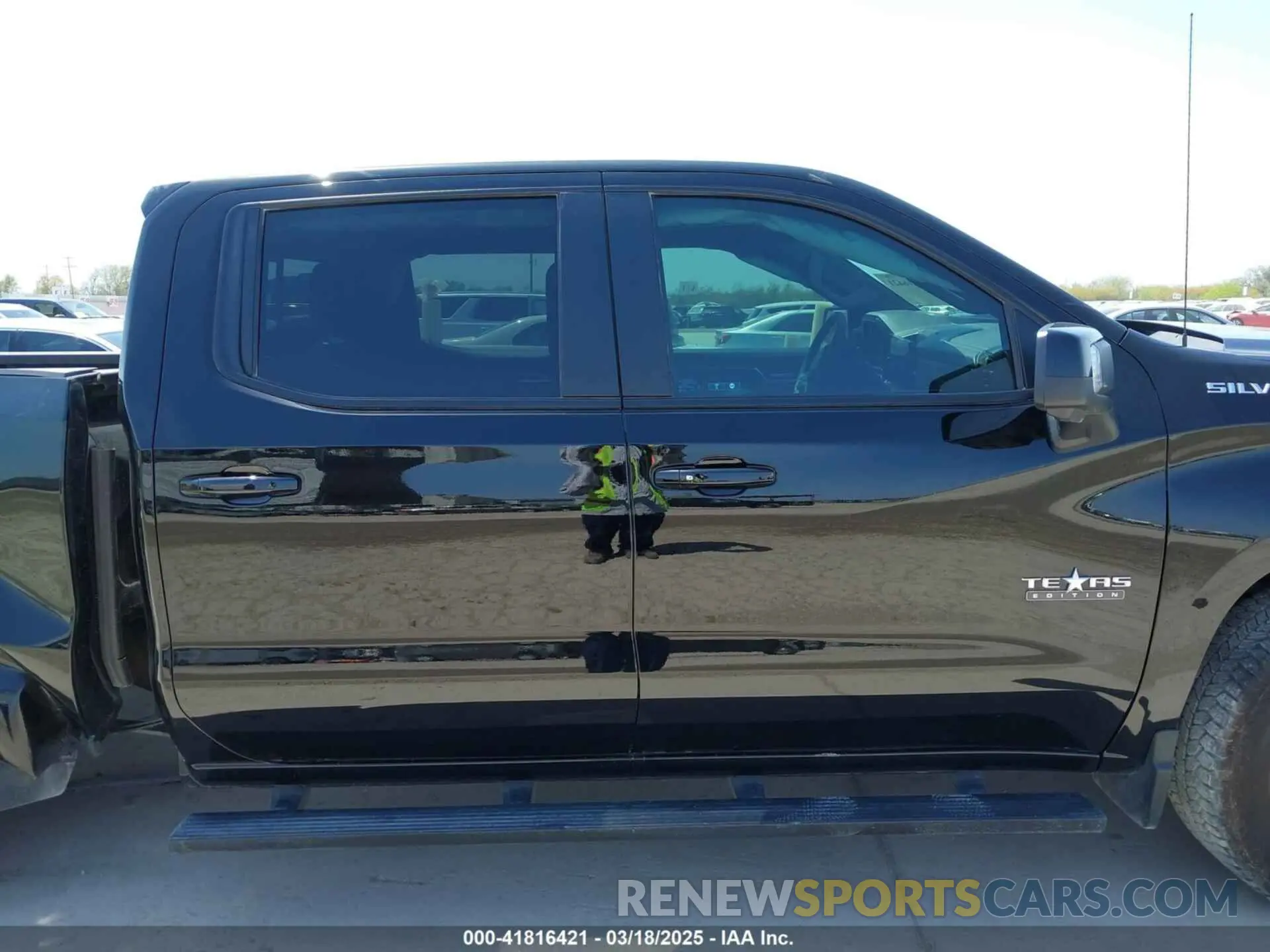13 Photograph of a damaged car 3GCPADED0RG354088 CHEVROLET SILVERADO 1500 2024