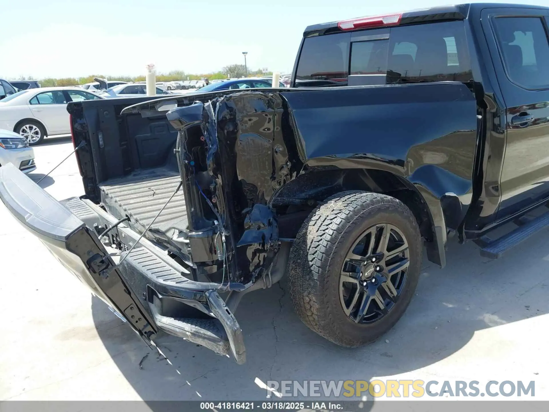 17 Photograph of a damaged car 3GCPADED0RG354088 CHEVROLET SILVERADO 1500 2024