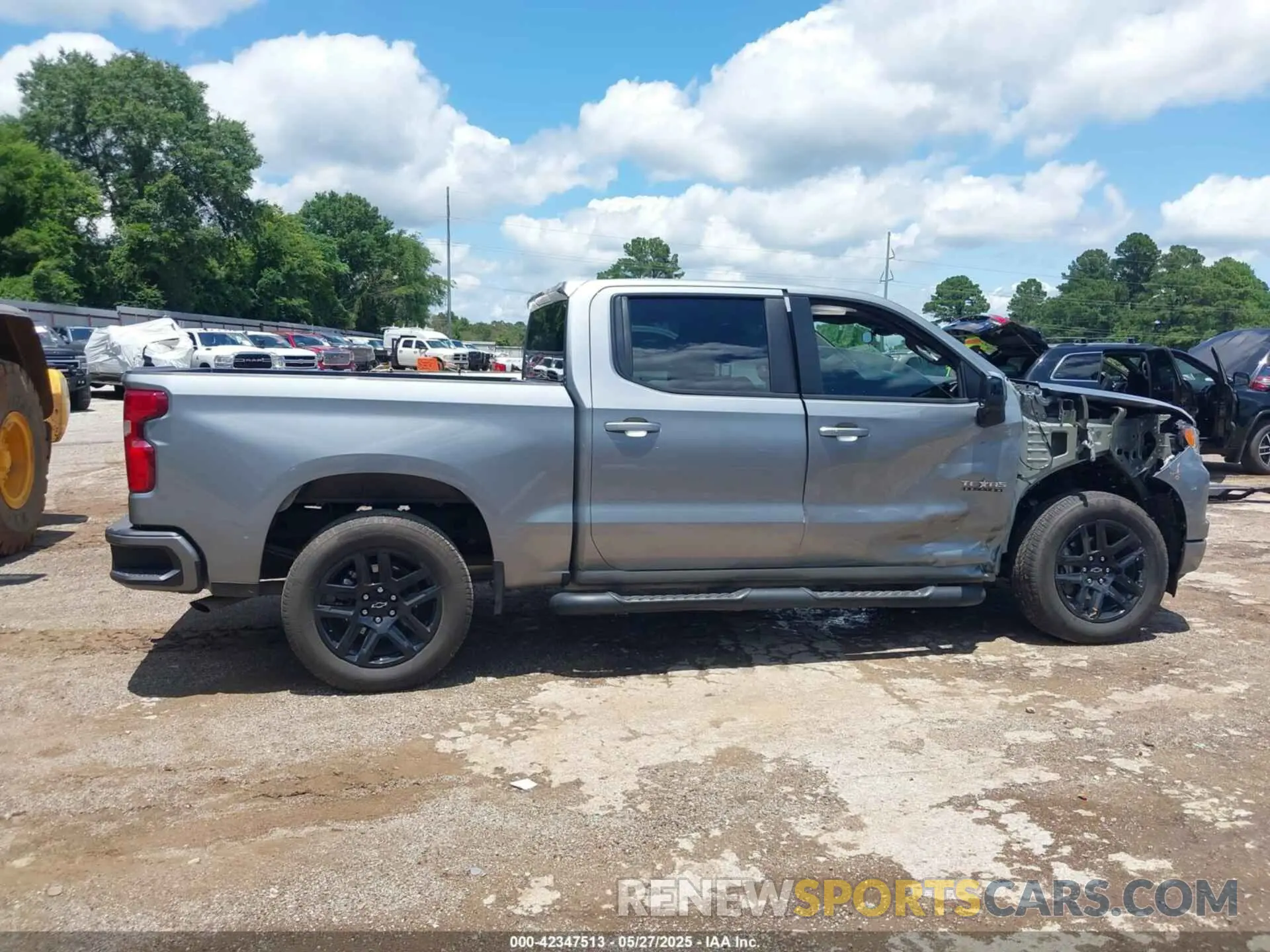 14 Photograph of a damaged car 3GCPADED2RG266160 CHEVROLET SILVERADO 1500 2024