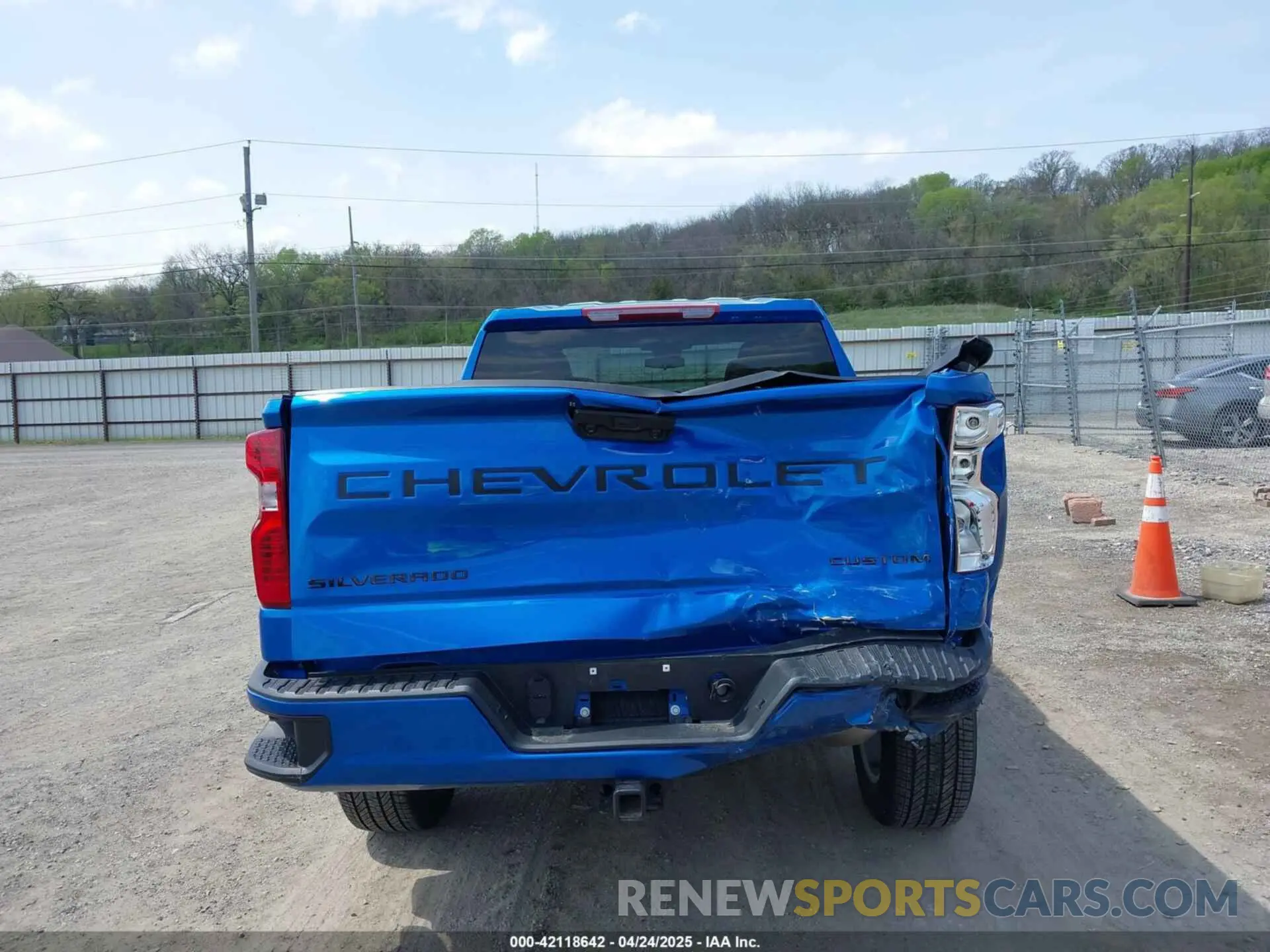 16 Photograph of a damaged car 3GCPDBEK2RG200296 CHEVROLET SILVERADO 1500 2024