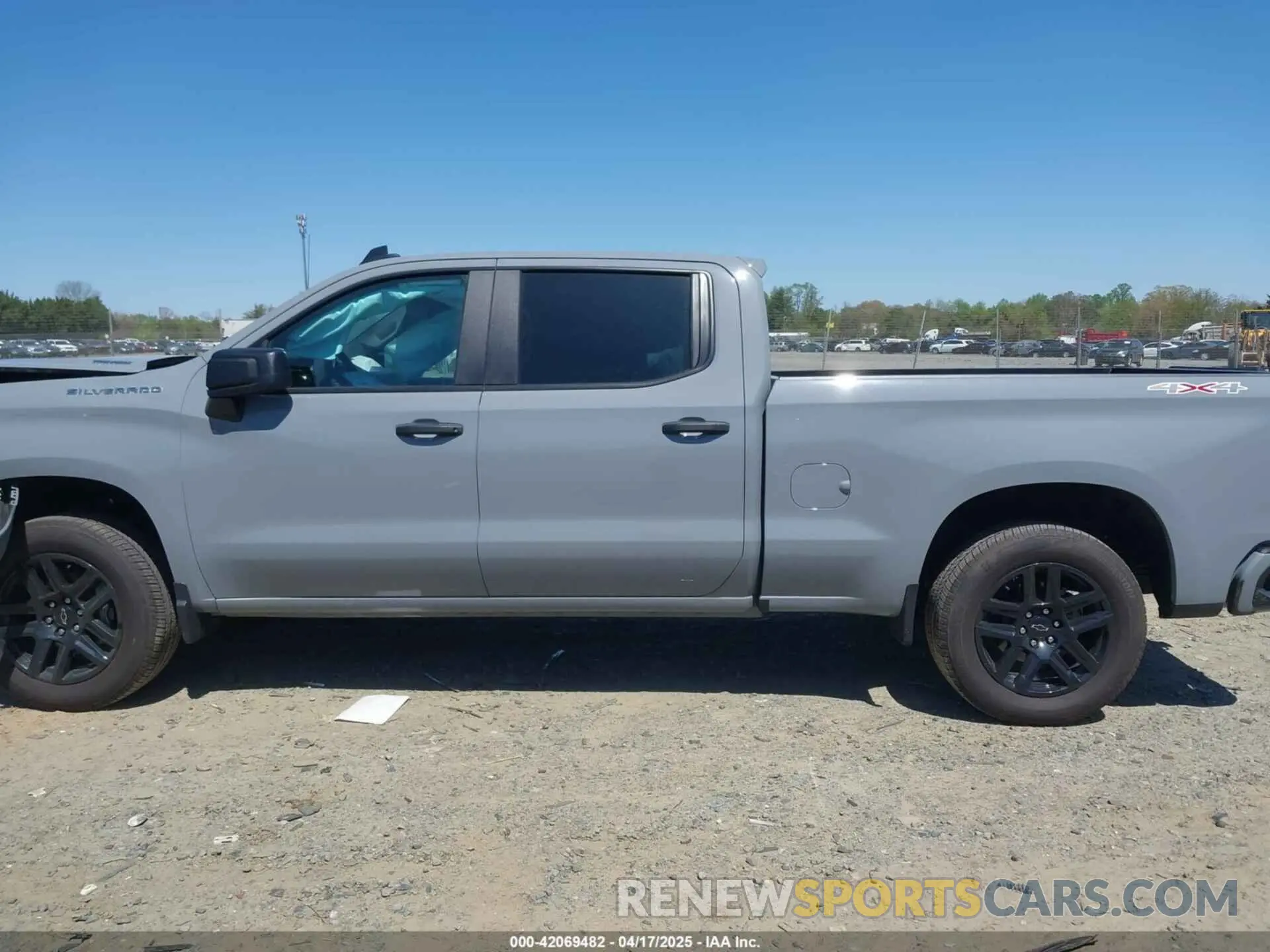 14 Photograph of a damaged car 3GCPDBEK4RG345212 CHEVROLET SILVERADO 1500 2024