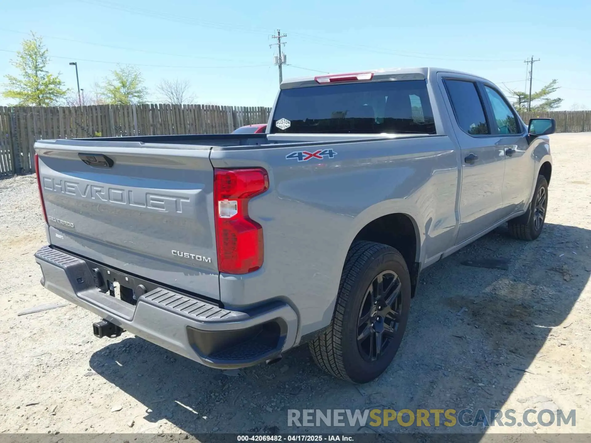 4 Photograph of a damaged car 3GCPDBEK4RG345212 CHEVROLET SILVERADO 1500 2024