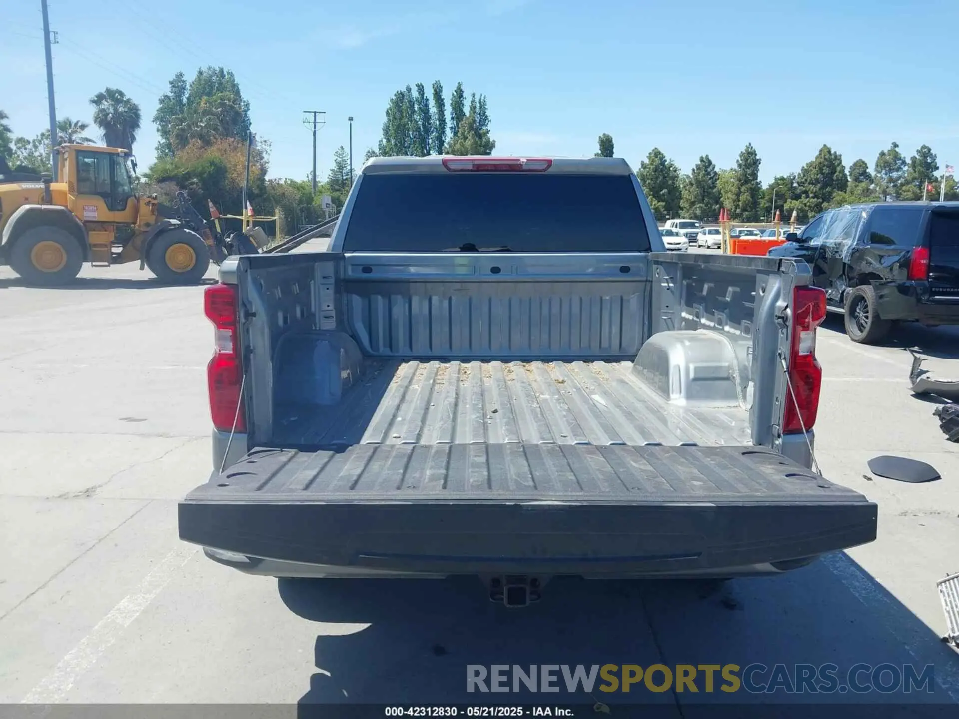 16 Photograph of a damaged car 3GCPDBEK8RG143778 CHEVROLET SILVERADO 1500 2024