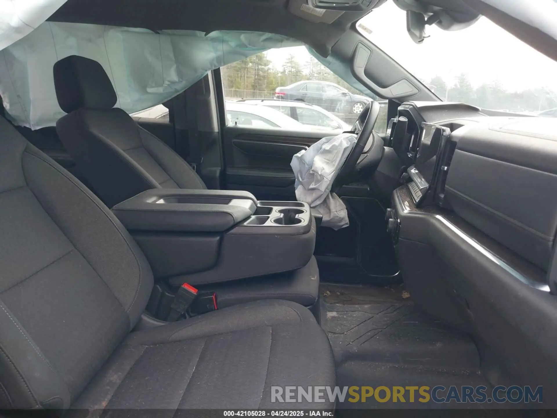 5 Photograph of a damaged car 3GCPDEEK8RG353931 CHEVROLET SILVERADO 1500 2024