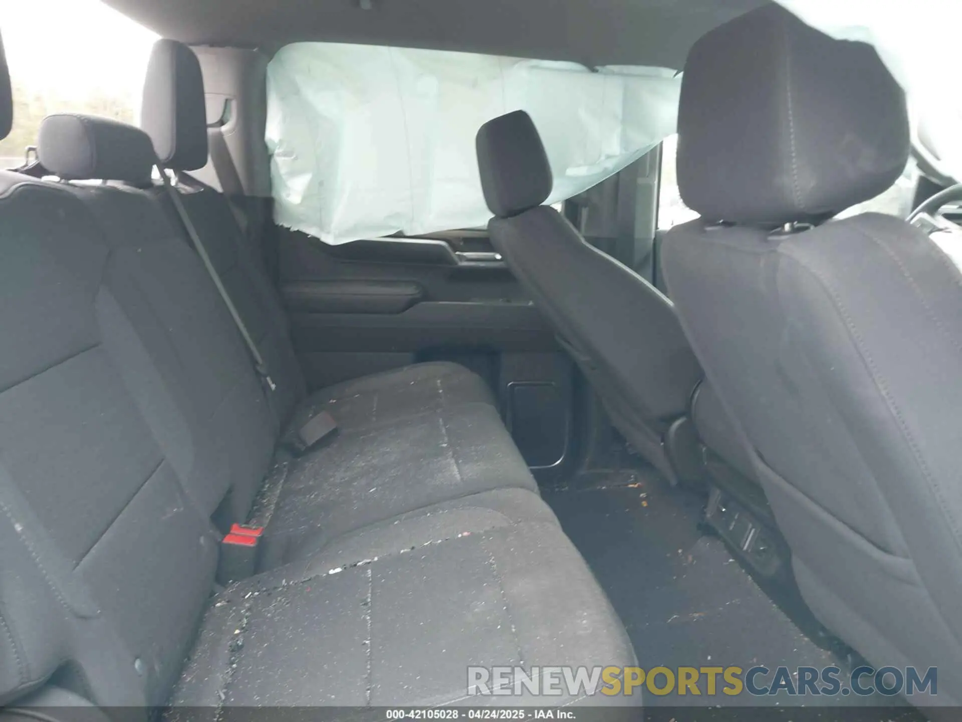 8 Photograph of a damaged car 3GCPDEEK8RG353931 CHEVROLET SILVERADO 1500 2024