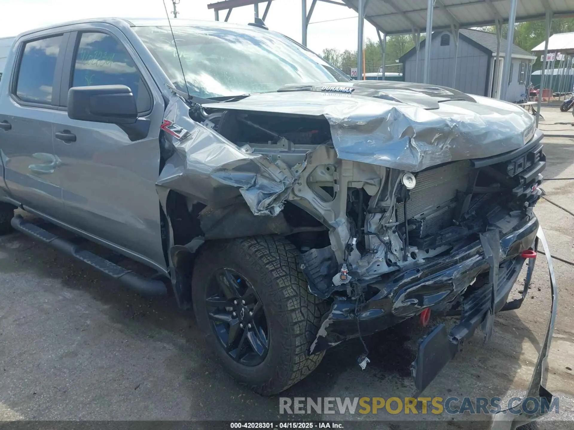 19 Photograph of a damaged car 3GCUDCE85RG103431 CHEVROLET SILVERADO 1500 2024