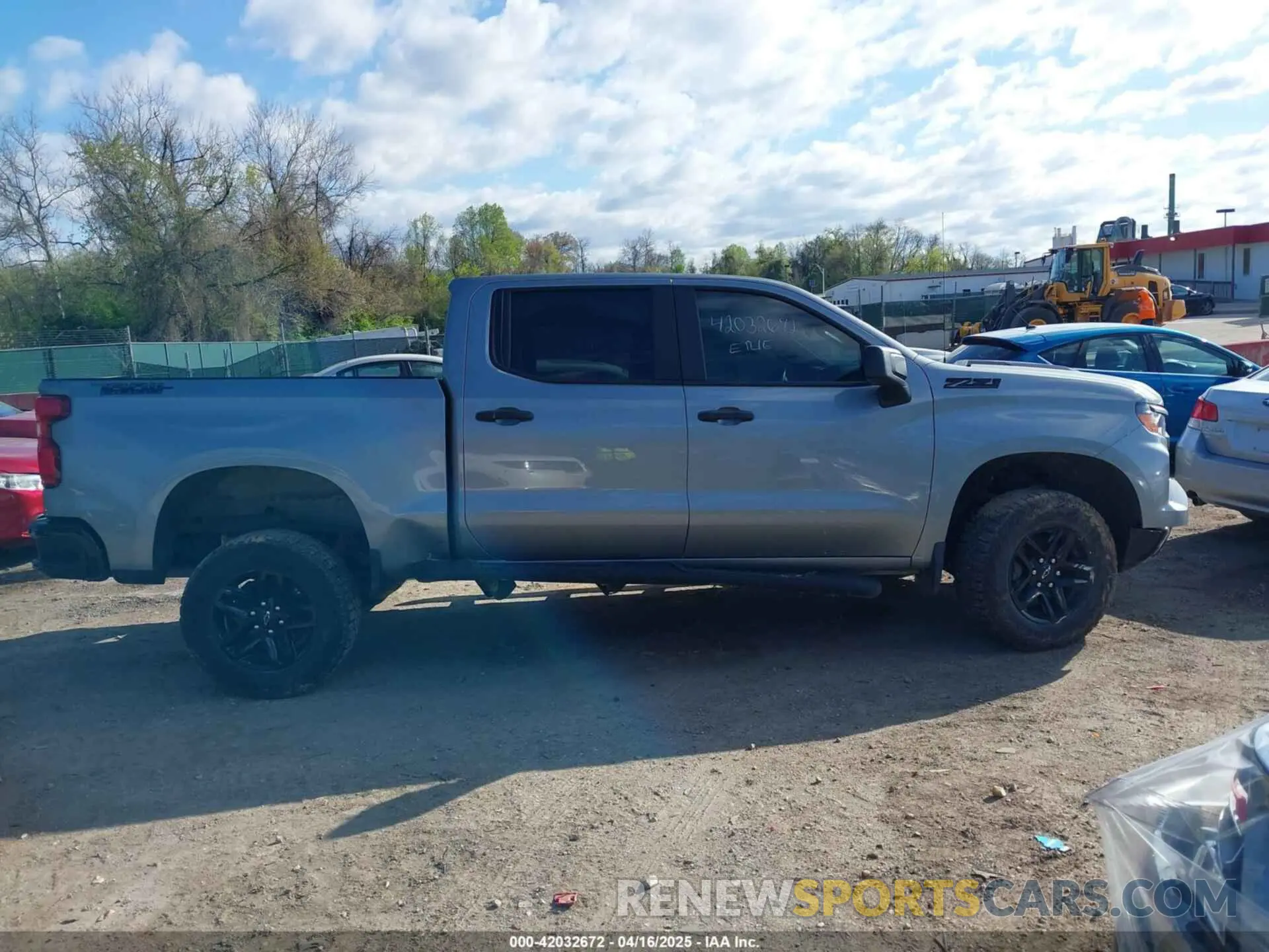 13 Photograph of a damaged car 3GCUDCED3RG237464 CHEVROLET SILVERADO 1500 2024