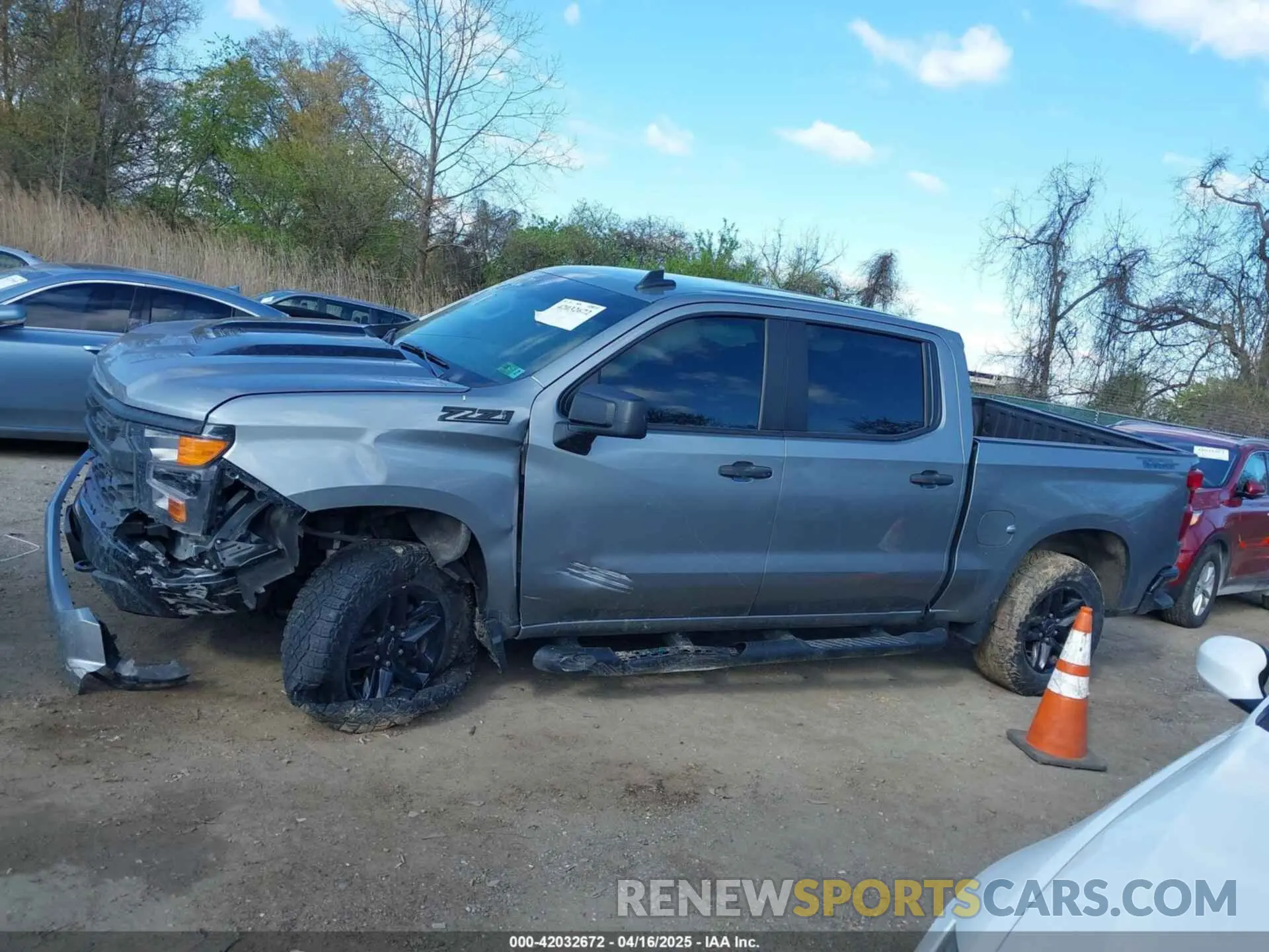 14 Photograph of a damaged car 3GCUDCED3RG237464 CHEVROLET SILVERADO 1500 2024