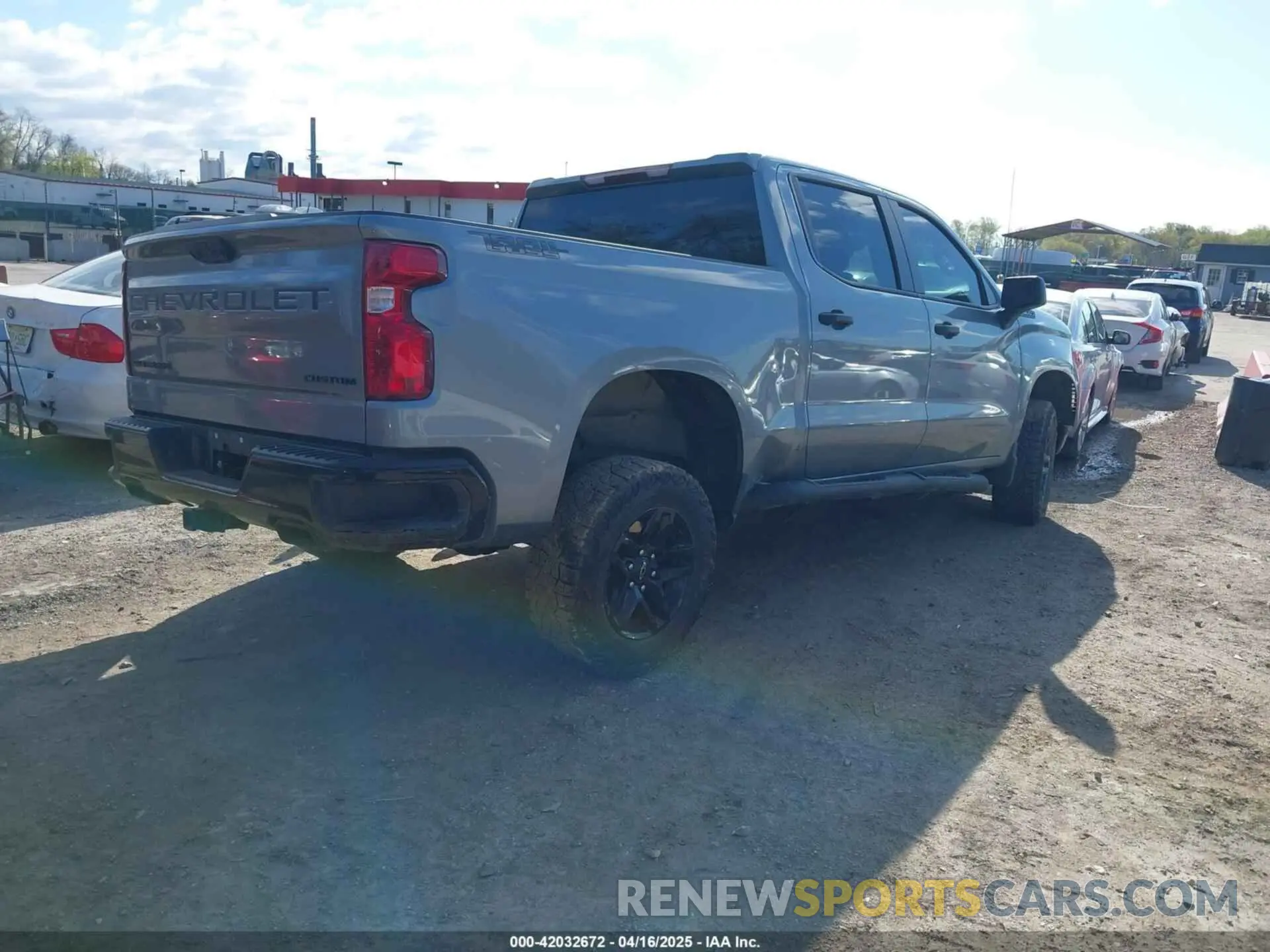 4 Photograph of a damaged car 3GCUDCED3RG237464 CHEVROLET SILVERADO 1500 2024