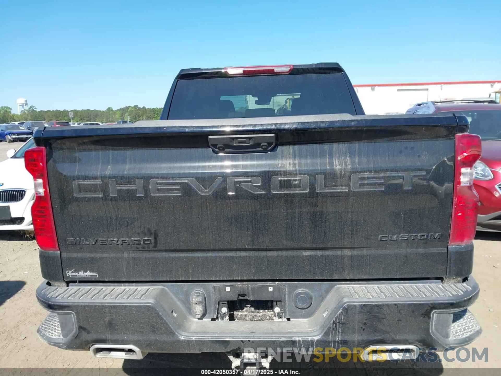 16 Photograph of a damaged car 3GCUDCED3RG425692 CHEVROLET SILVERADO 1500 2024